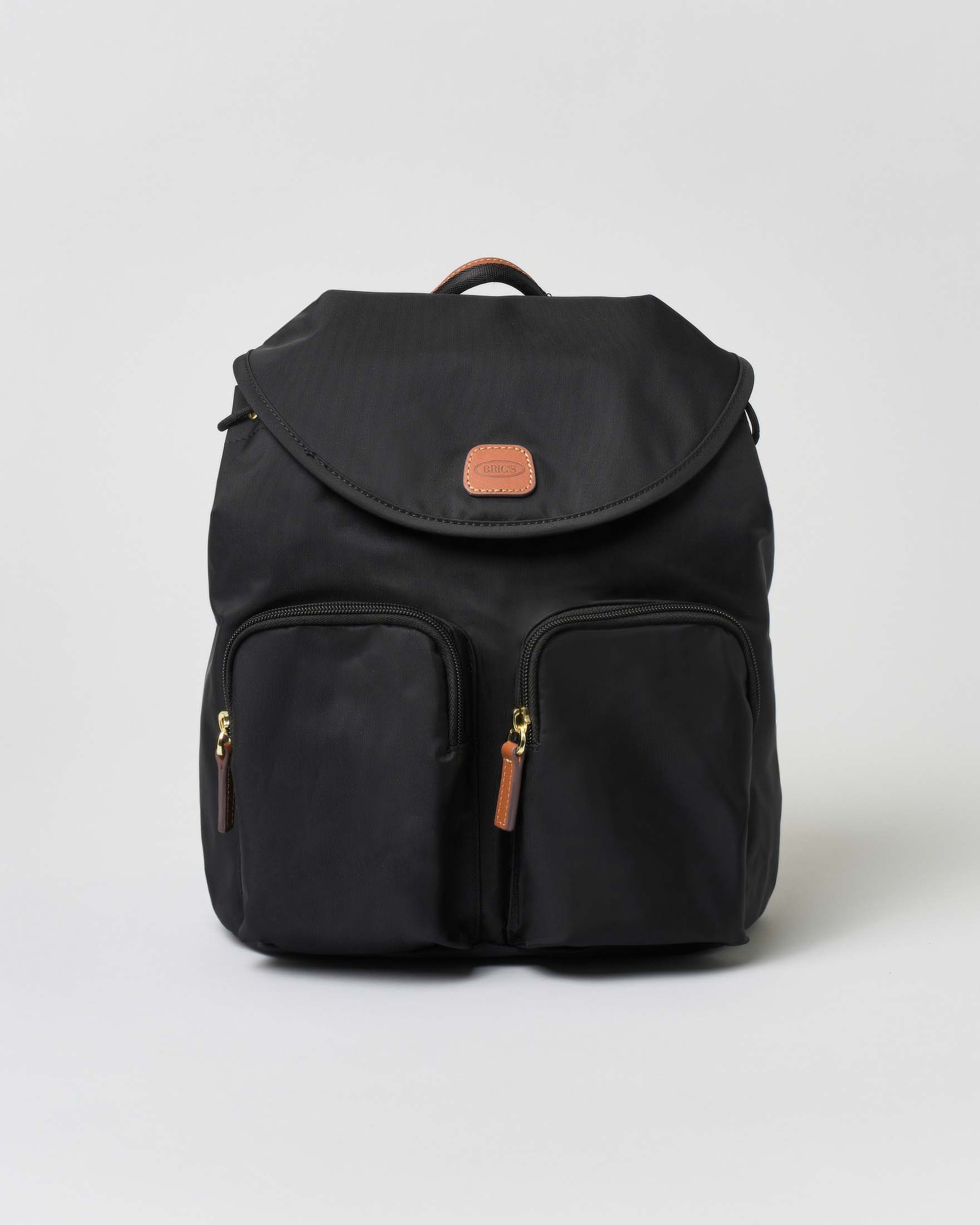 Zaino nero Bric's in nylon con doppio tascone frontale e spallacci regolabili