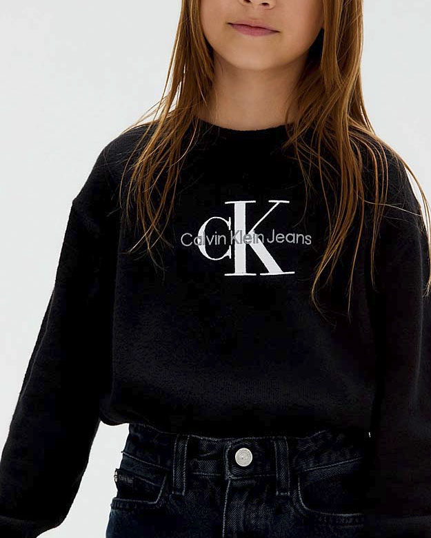 Maglia girocollo Calvin Klein nera in cotone con logo monogramma ricamato davanti