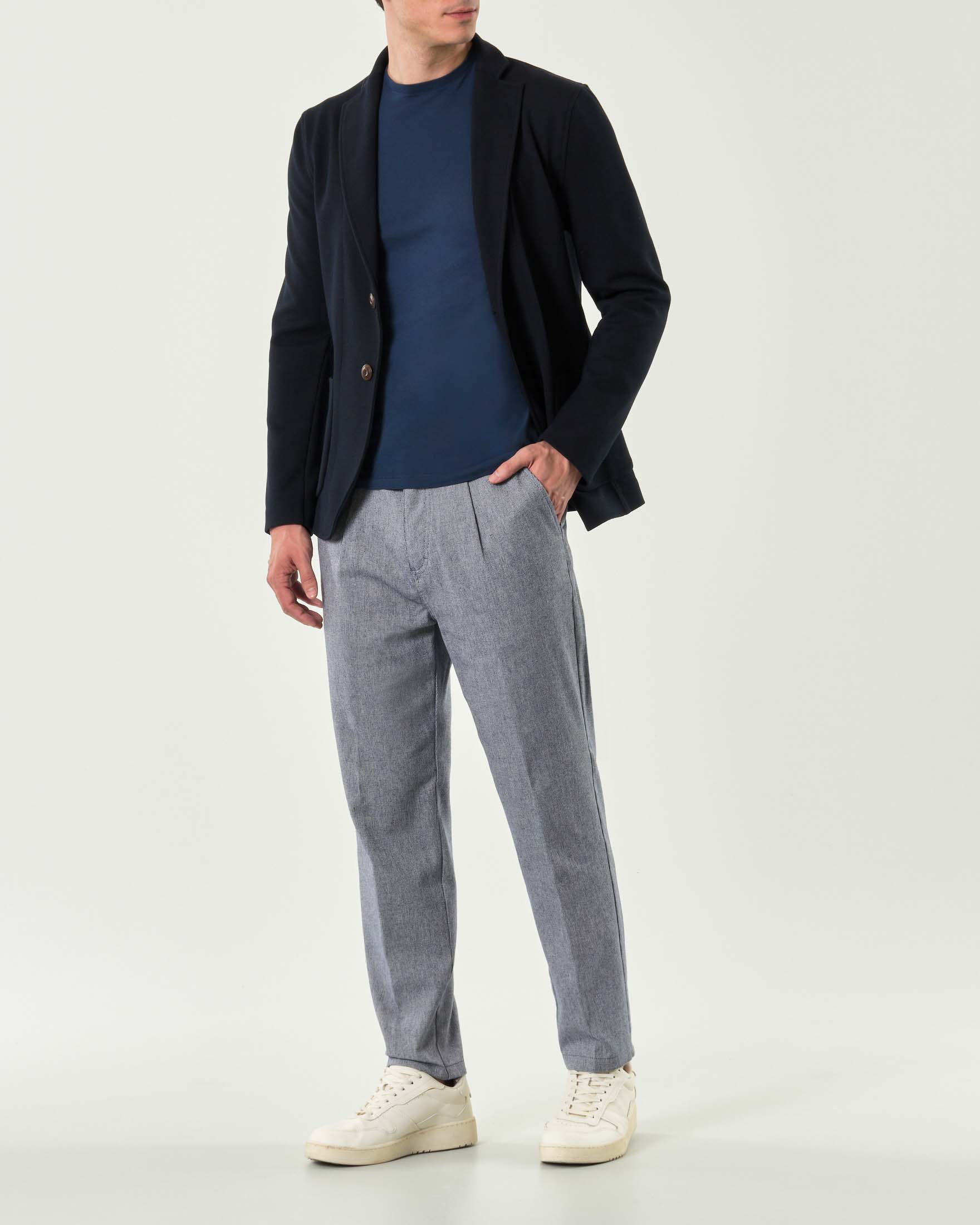 Pantalaccio carrot-fit in misto lino e cotone micro armatura blu e bianca