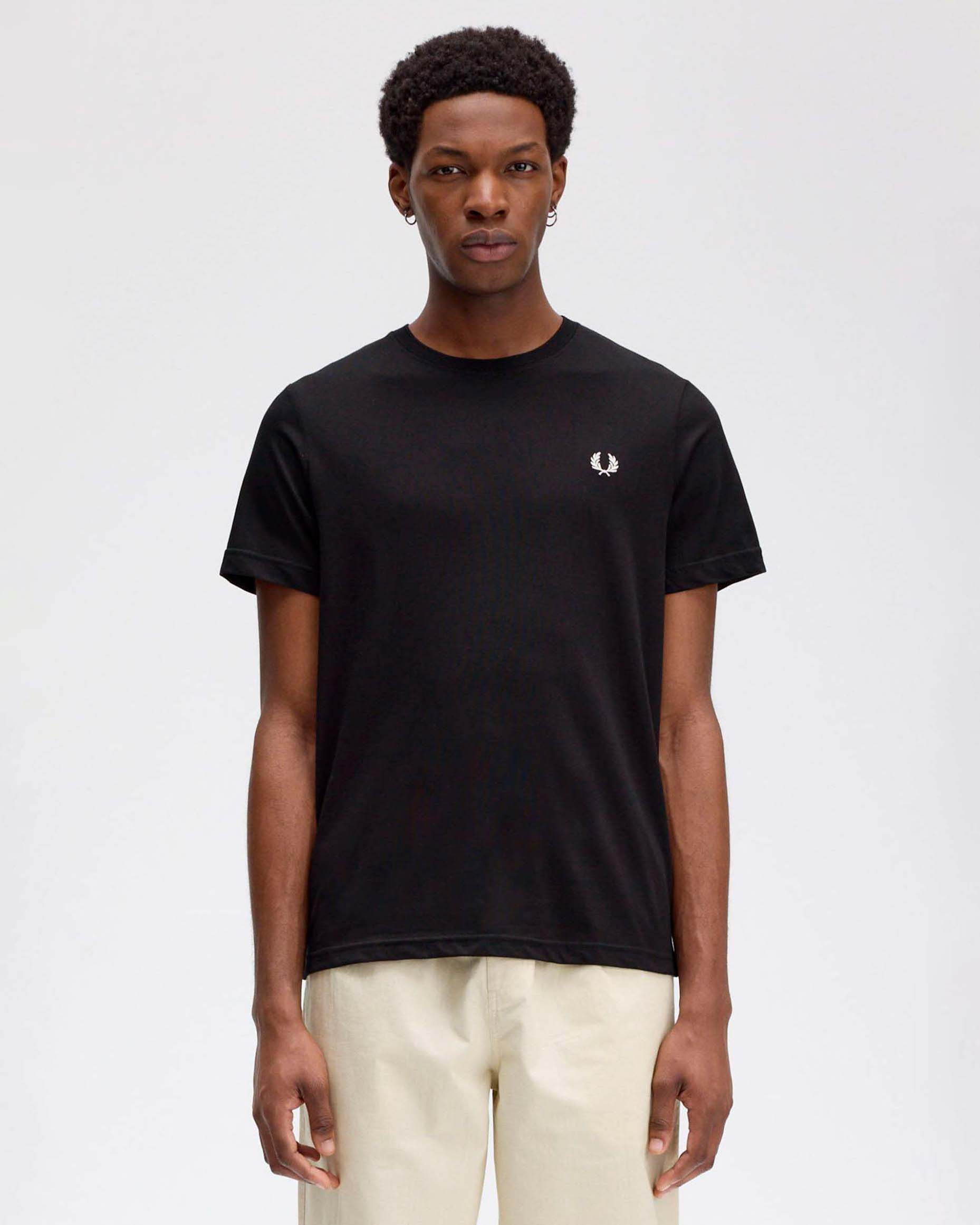 T-shirt mezza manica Fred Perry nera tinta unita