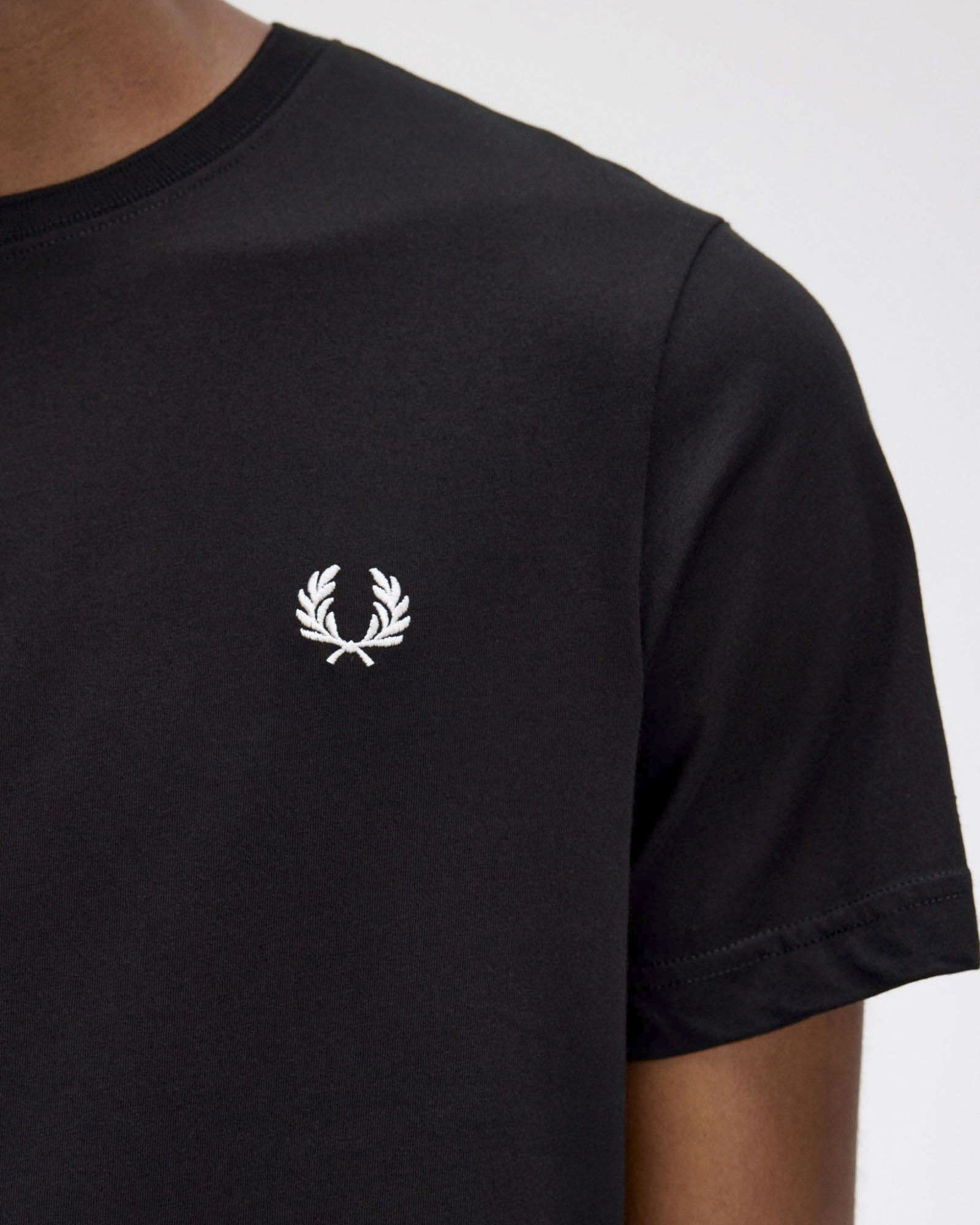 T-shirt mezza manica Fred Perry nera tinta unita