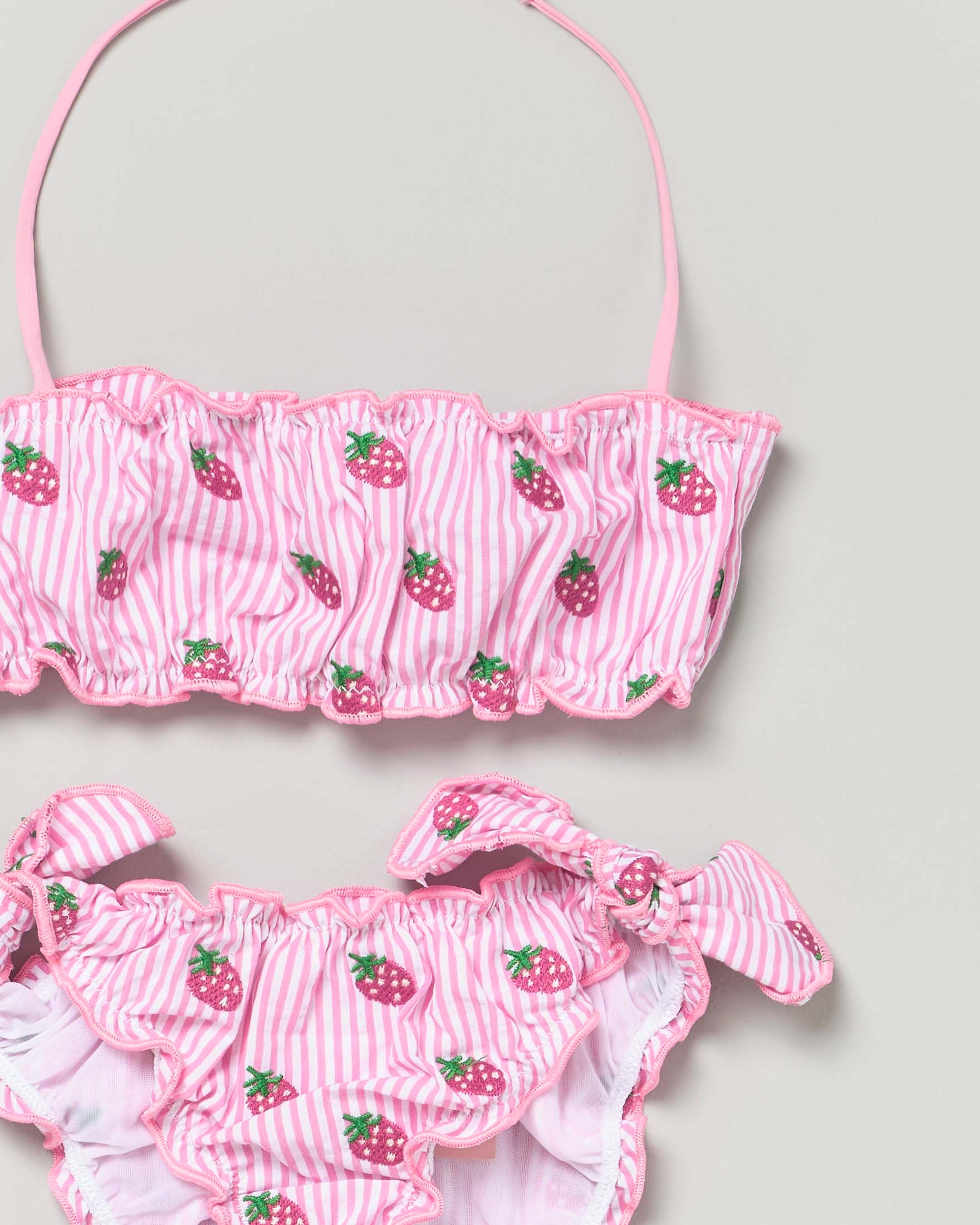 Bikini a fascia Emy MC2 Saint Barth a righine rosa e bianche con fragole image