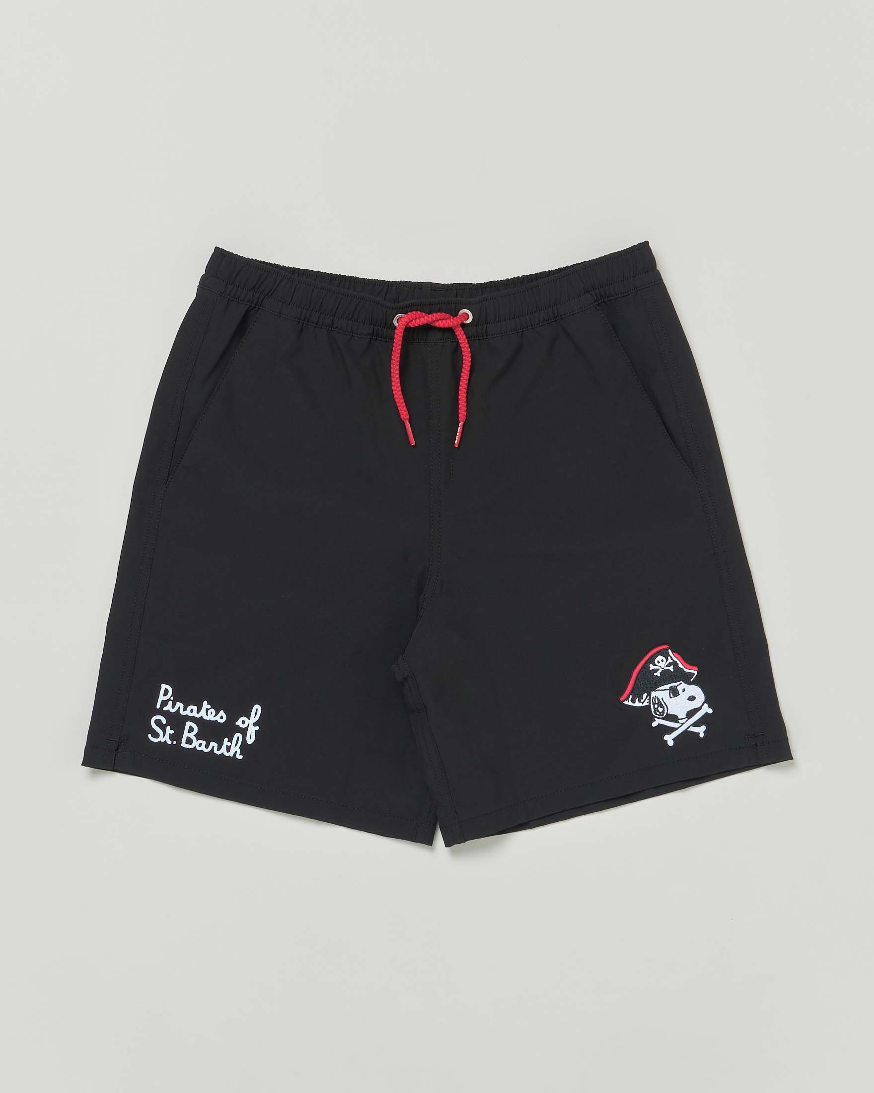 Boxer mare nero con Snoopy pirata