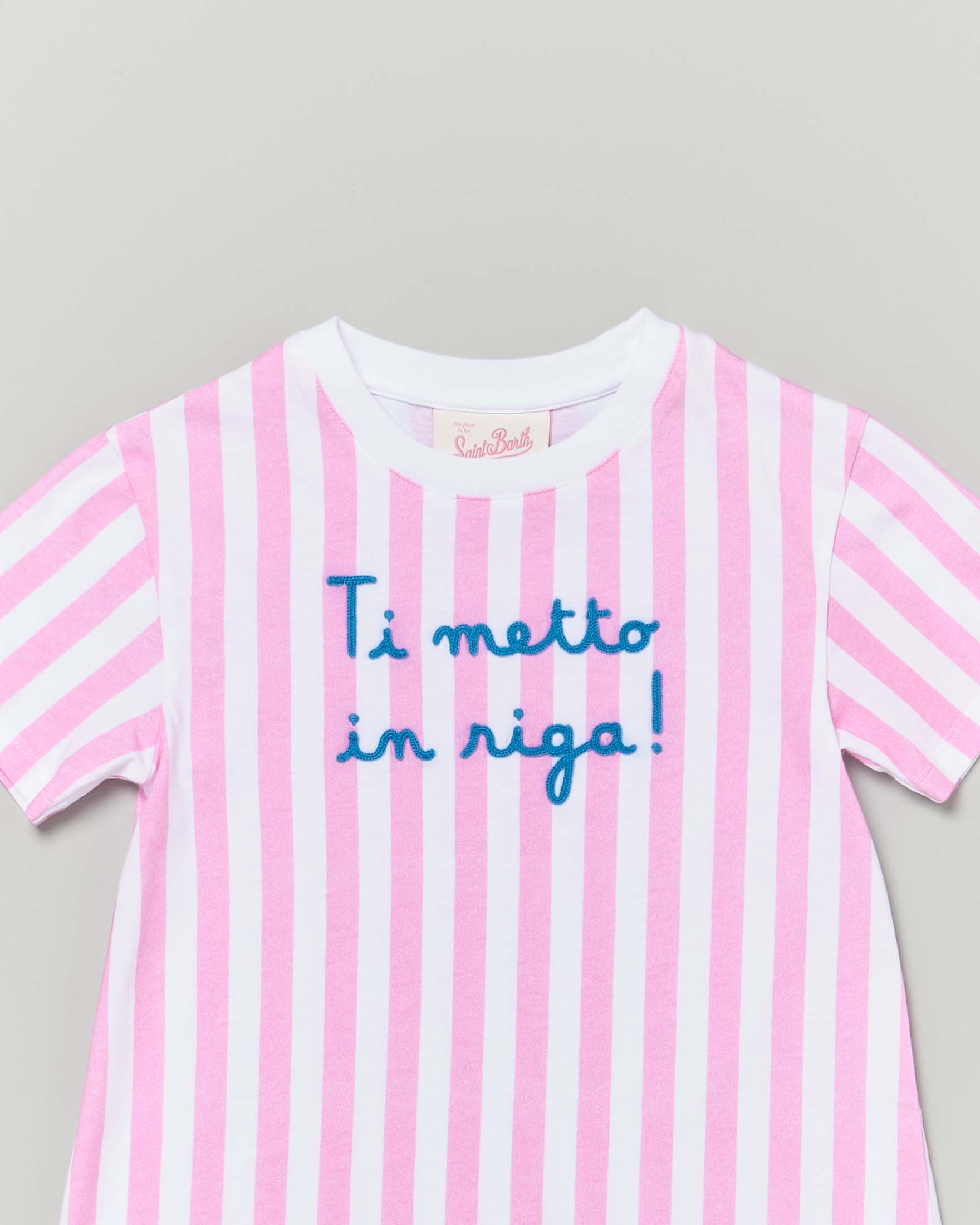 Copricostume MC2 Saint Barth a righe rosa e bianche e scritta Ti metto in riga! image
