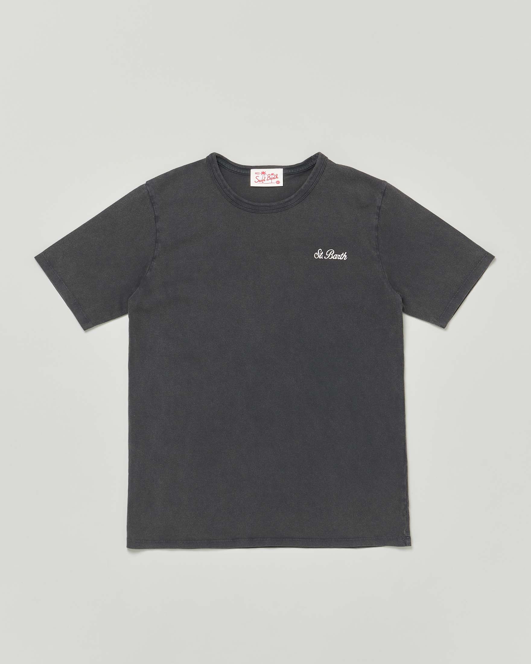 T-shirt nera effetto lavato stone washed