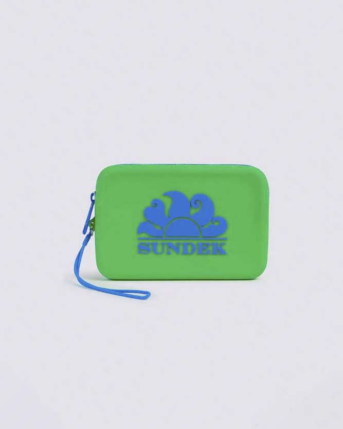 Wristlet pochette verde Sundek in materiale gommato con logo turchese a rilievo