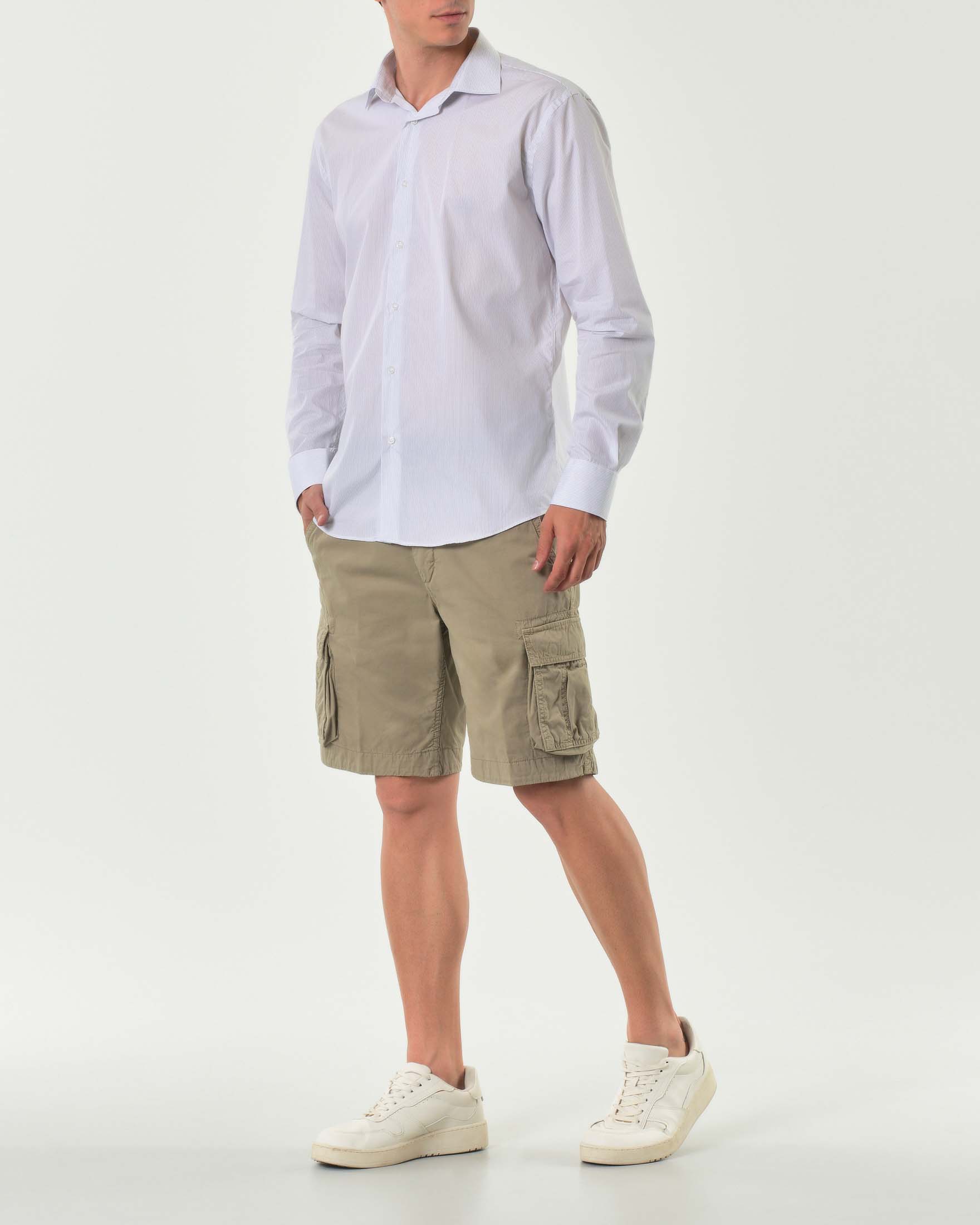 Bermuda sabbia tasconato in gabardina leggera di puro cotone