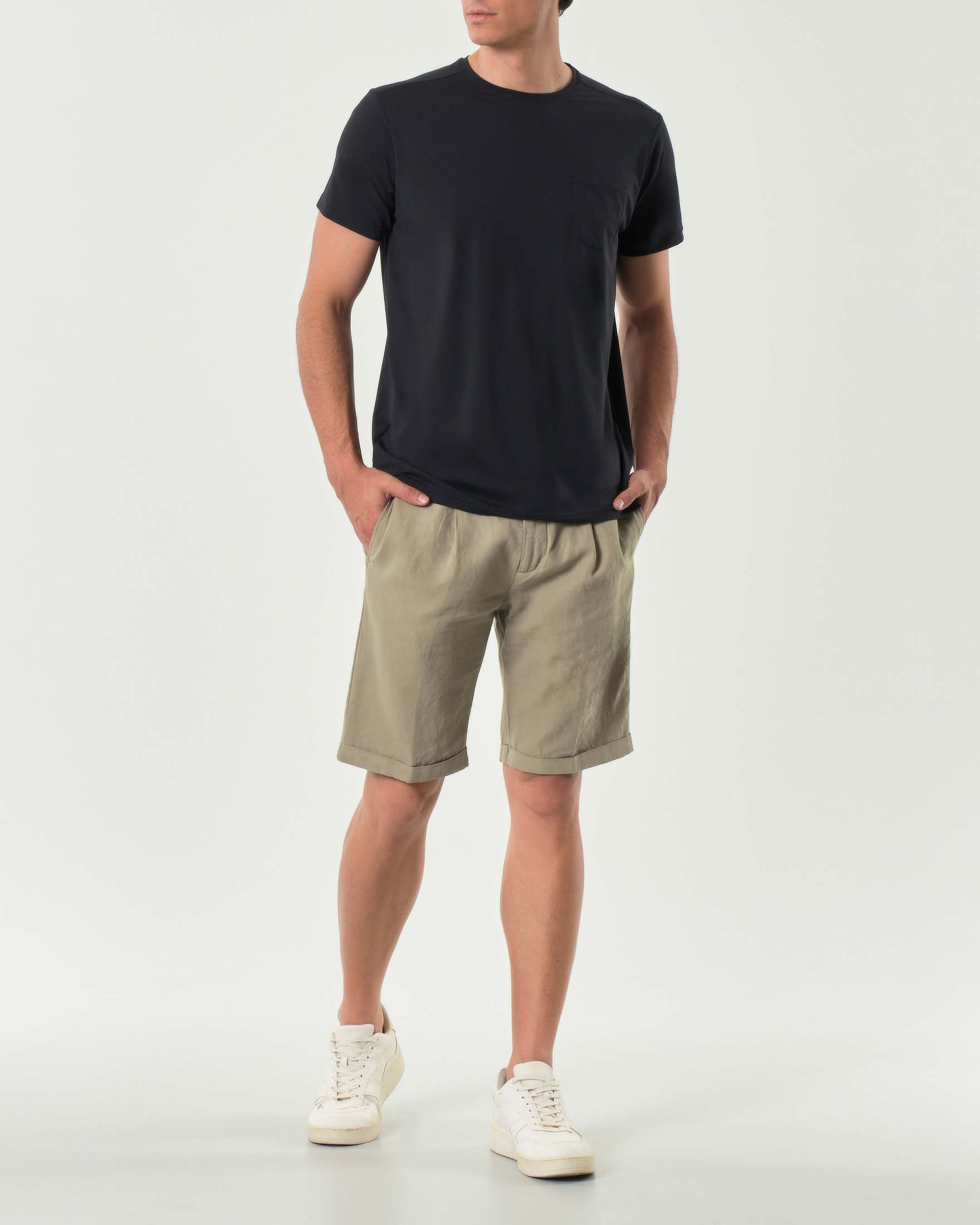 Bermuda chino Ashki.i sabbia in misto cotone e lino con una pinces