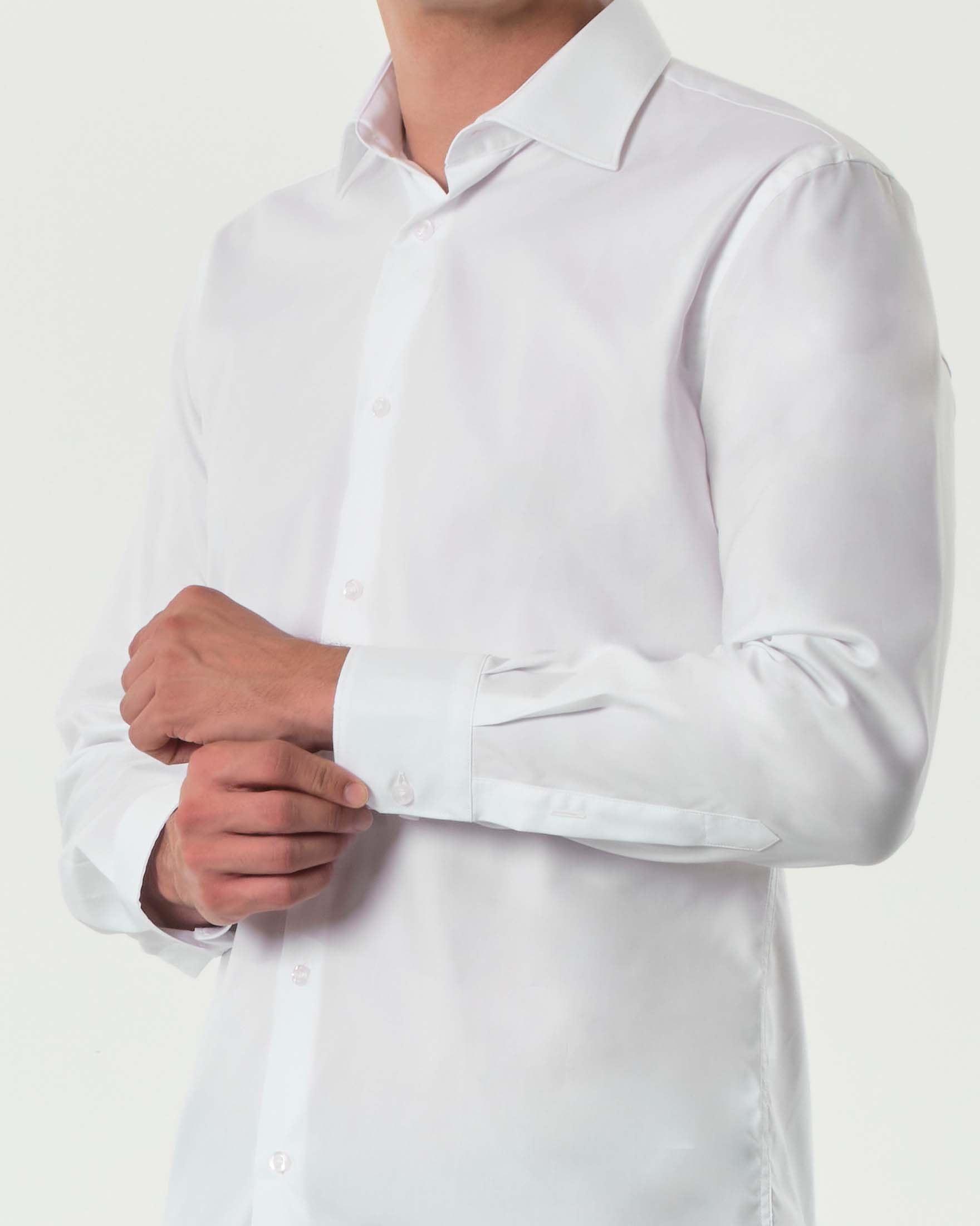 Camicia Ashki.i bianca in diagonale di puro cotone image