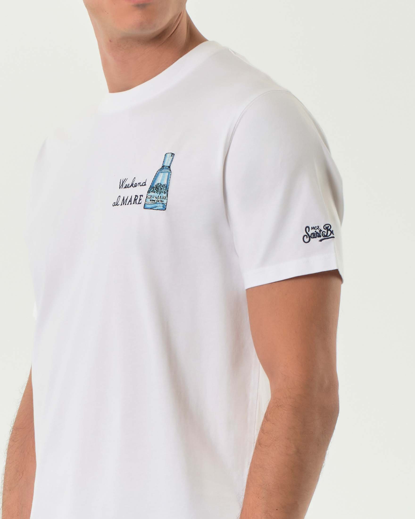 T-shirt MC2 Saint Barth bianca con ricamo Gin e scritta Weekend al Mare sul petto image