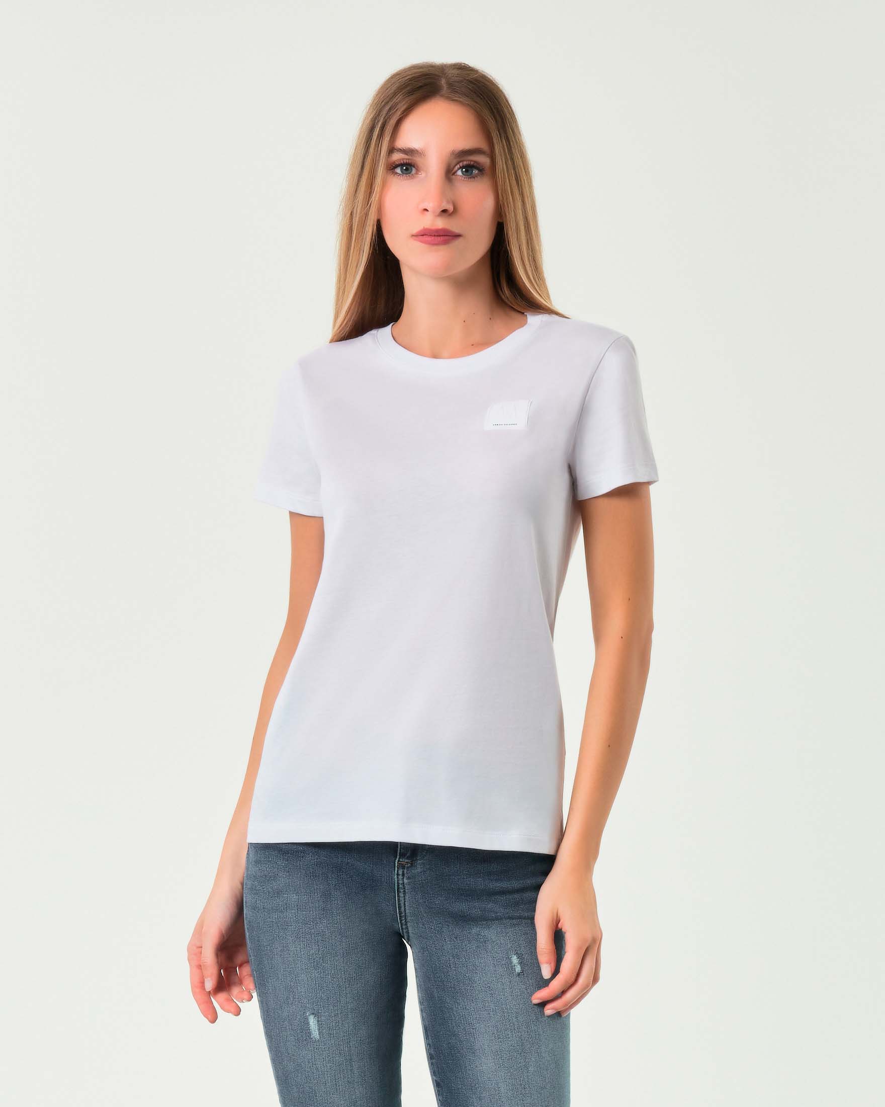 T-shirt bianca in cotone Exchange con patch logo in gomma tono su tono sul petto