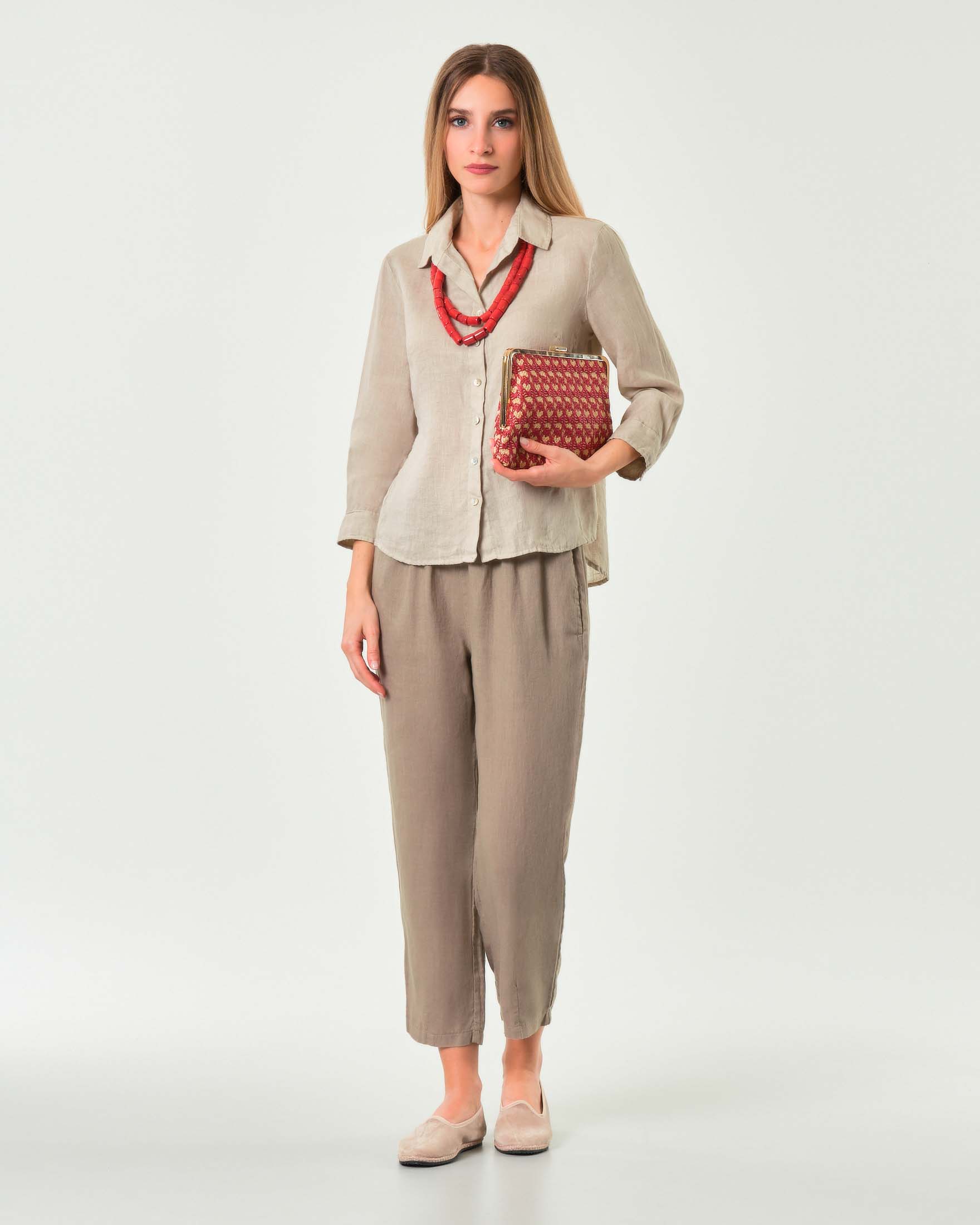 Pantaloni color fango in lino a gamba dritta dal taglio cropped con coulisse interna