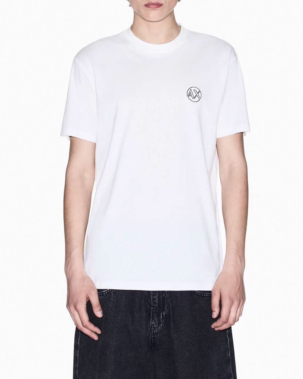 T-shirt mezza manica Exchange bianca con logo AX circolare ricamato sul petto
