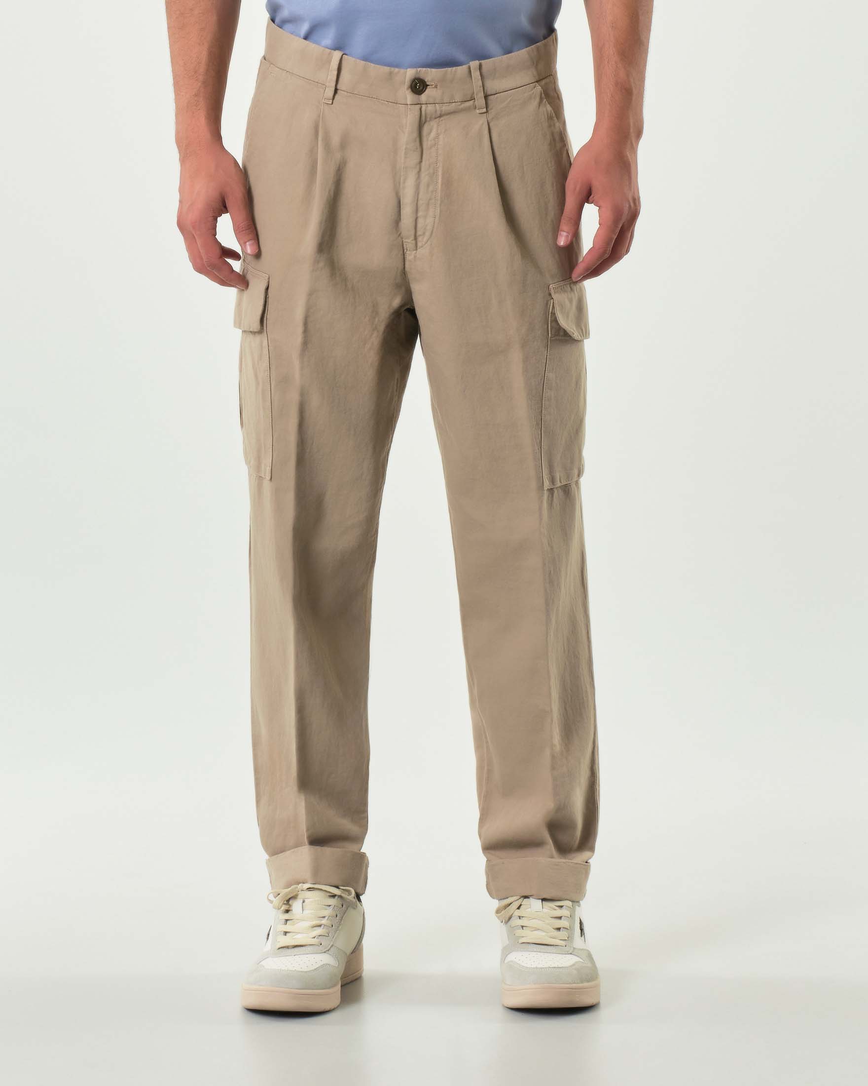 Pantalone cargo Powell sabbia in misto cotone e canapa con una pinces