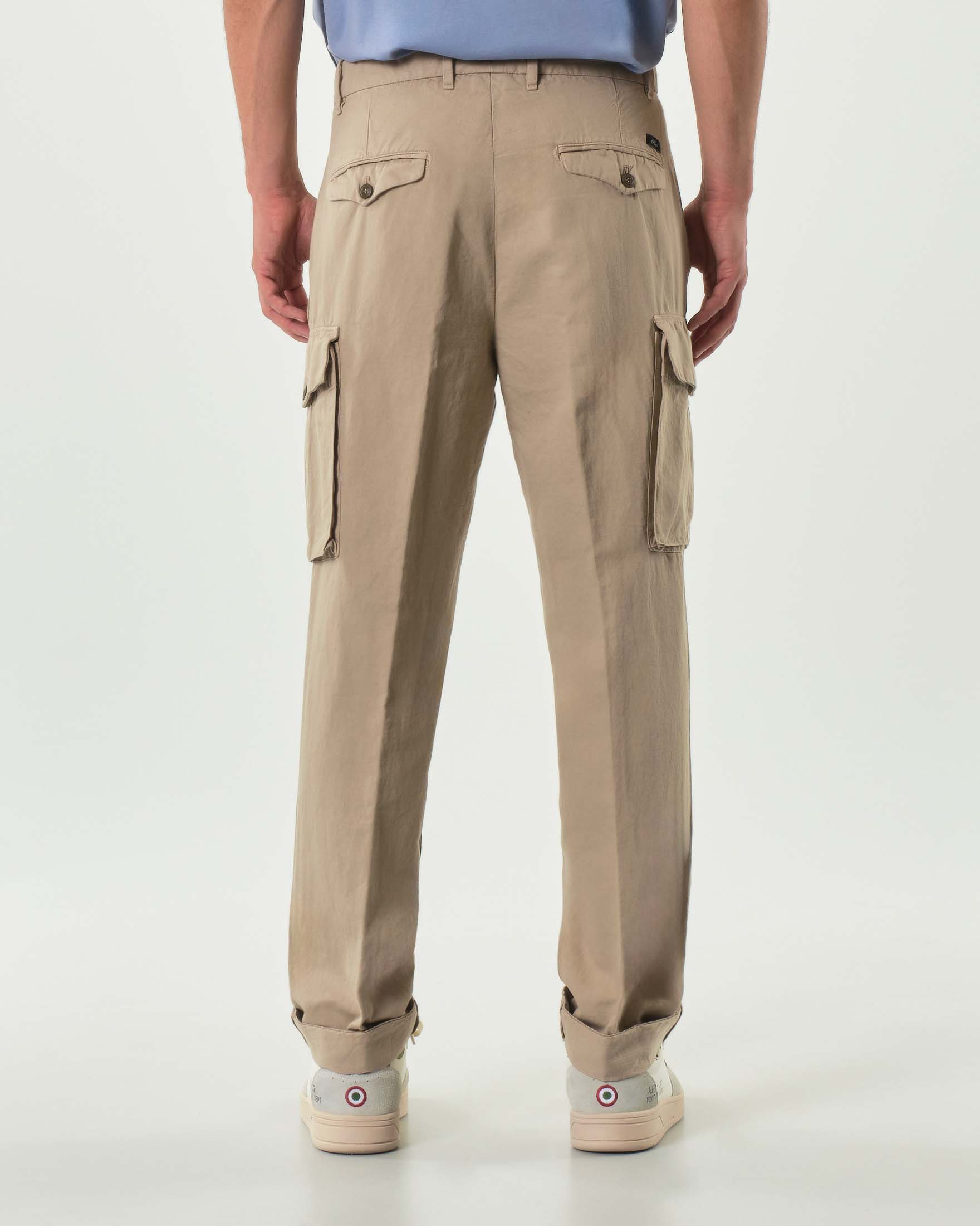 Pantalone cargo Powell sabbia in misto cotone e canapa con una pinces