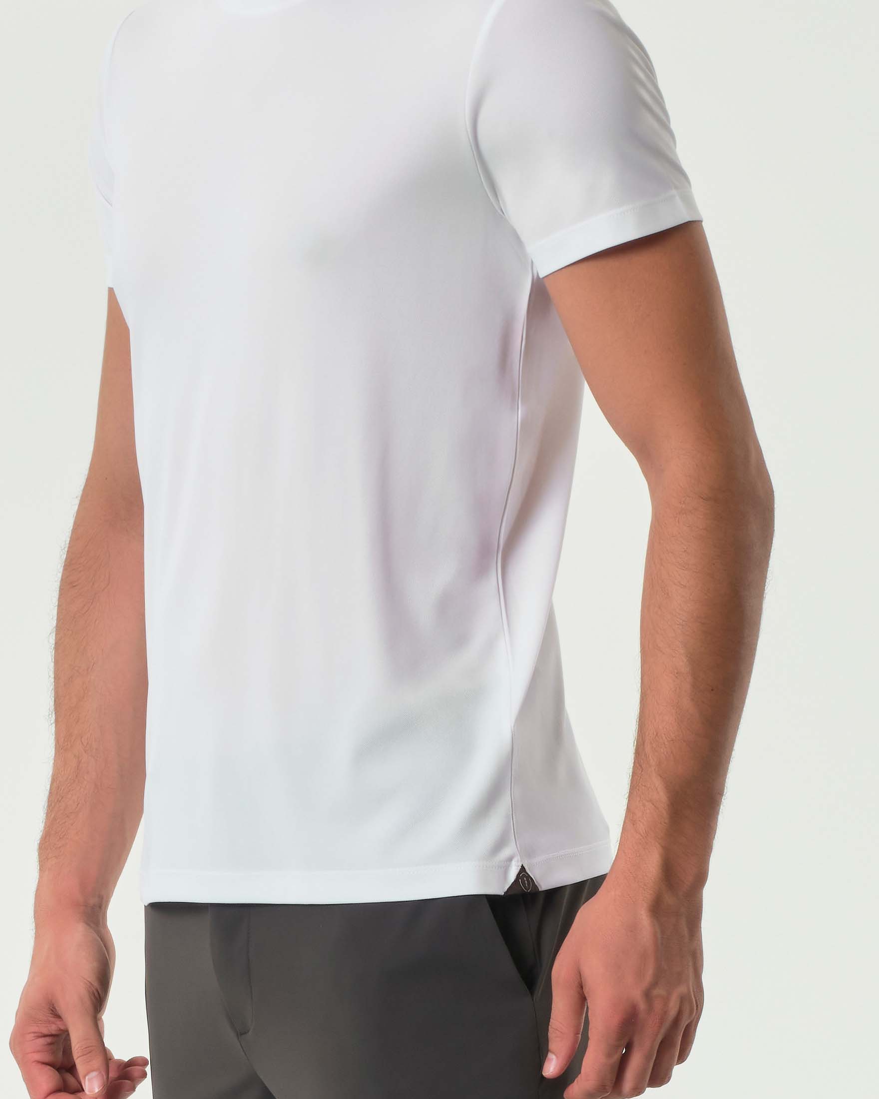 T-shirt Re-Do It bianca tinta unita in tessuto tecnico stretch