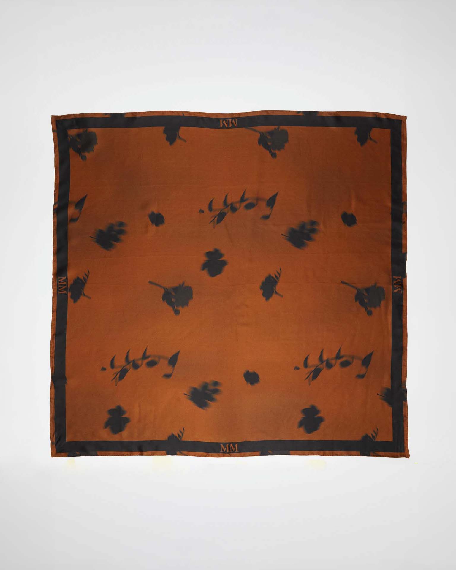 Foulard MM Max Mara color cuoio in seta a stampa fiori neri
