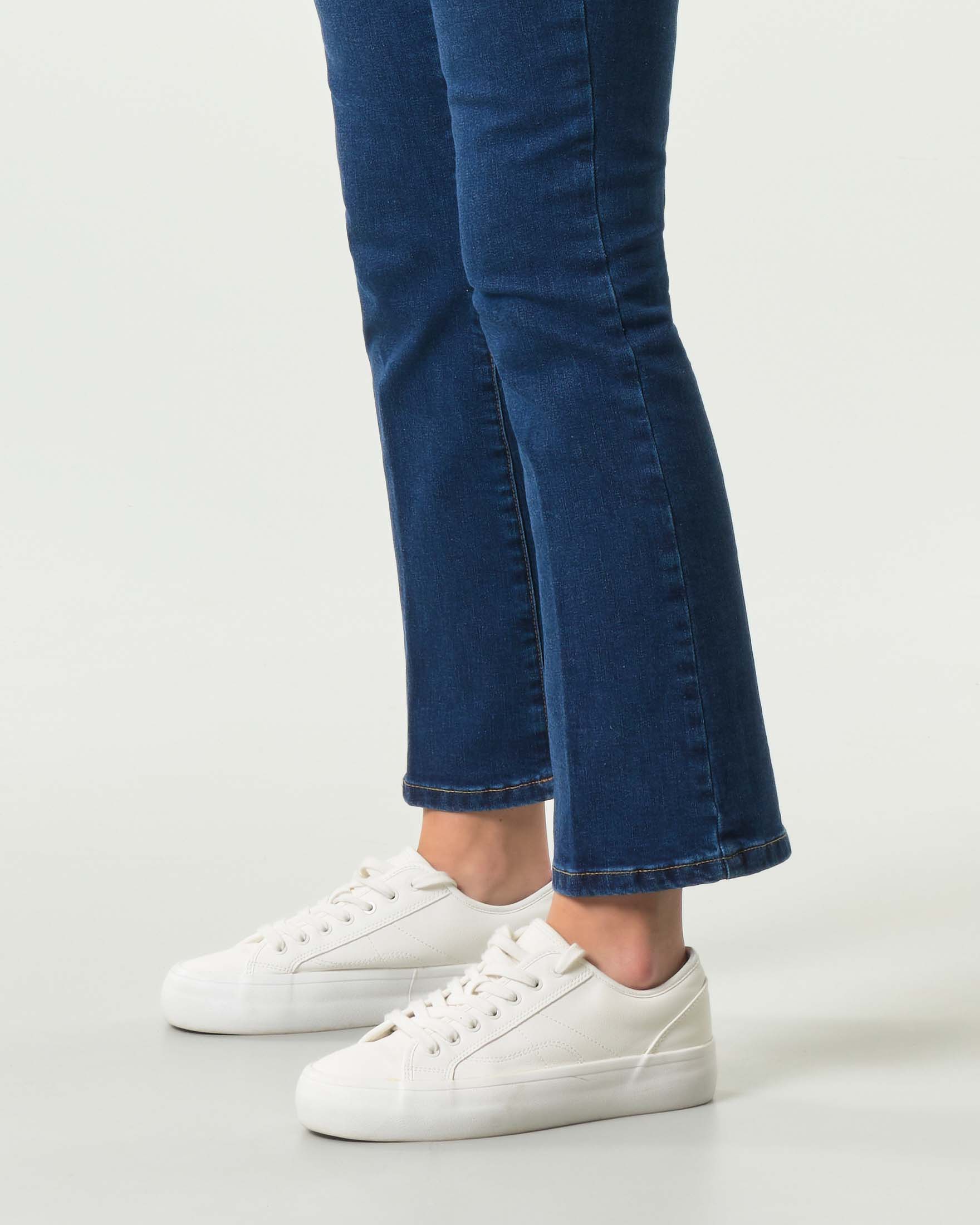 Jeans a trombetta Emme Marella blu stone washed in cotone stretch image