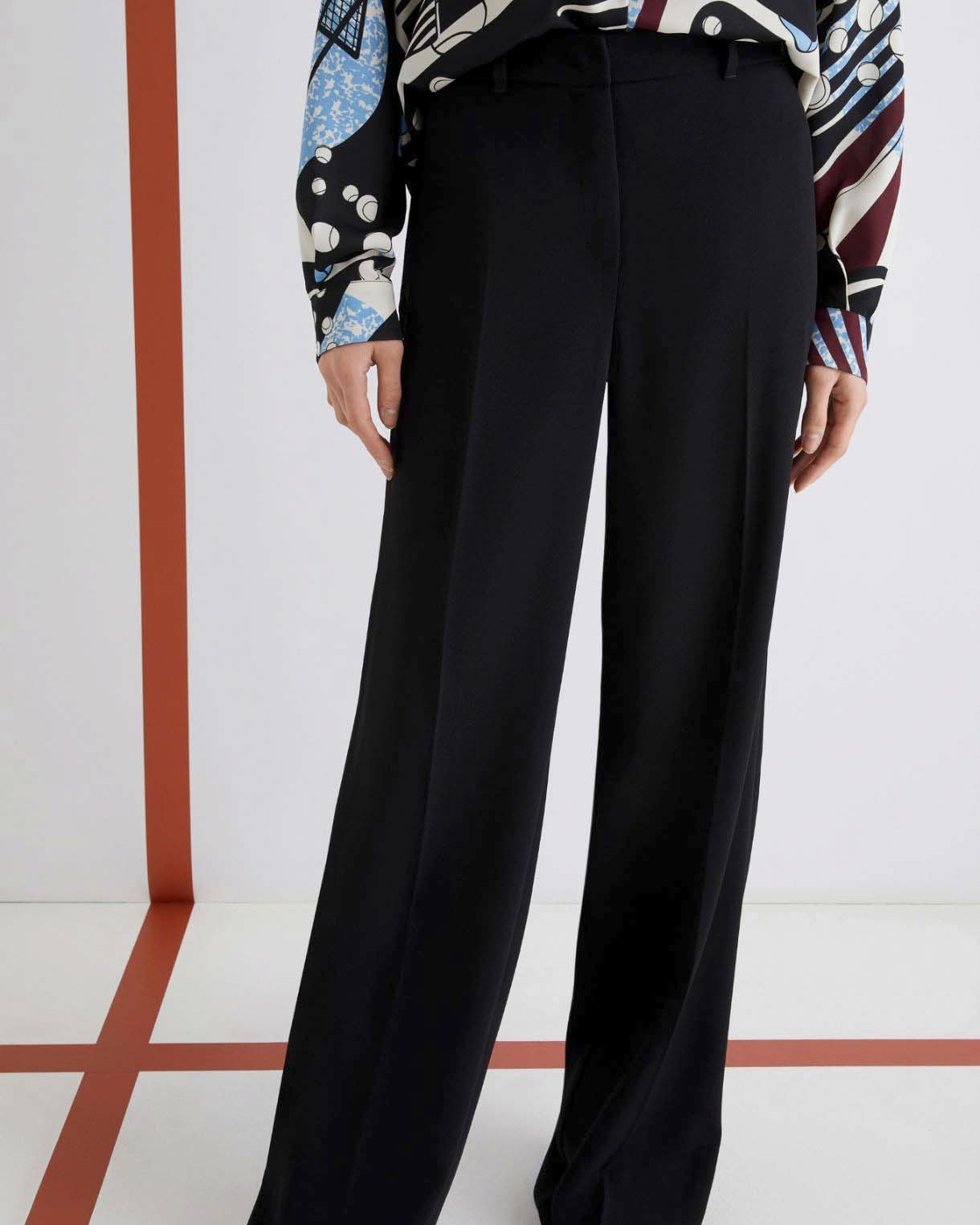 Pantaloni neri Marella 365 in envers satin dalla linea dritta con tasche laterali alla francese image