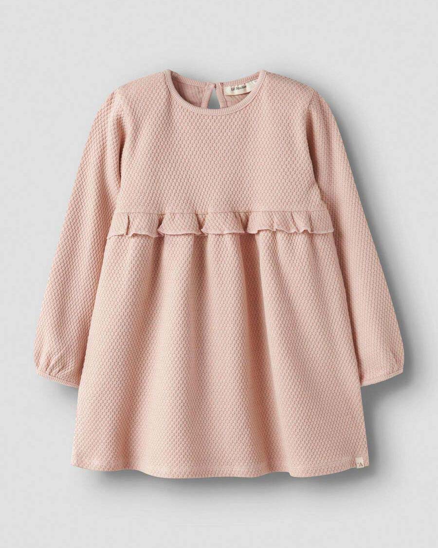 Abito Lil'Atelier rosa fit and flare in tessuto waffle e rouches