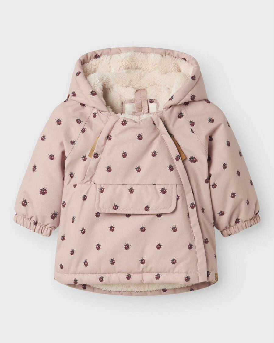 Giacca imbottita Lil'Atelier rosa con interno in pelo e fantasia coccinelle