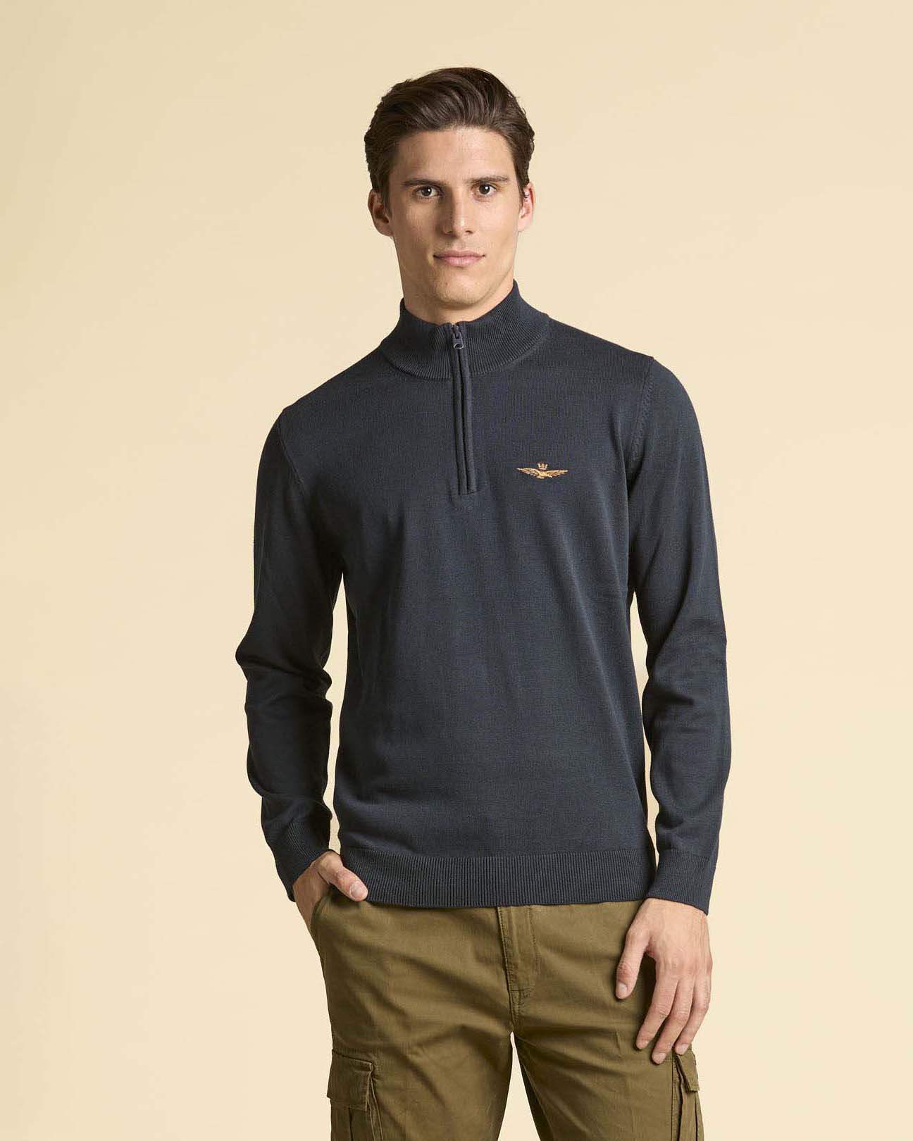 Maglia blu in puro cotone con chiusura a mezza zip