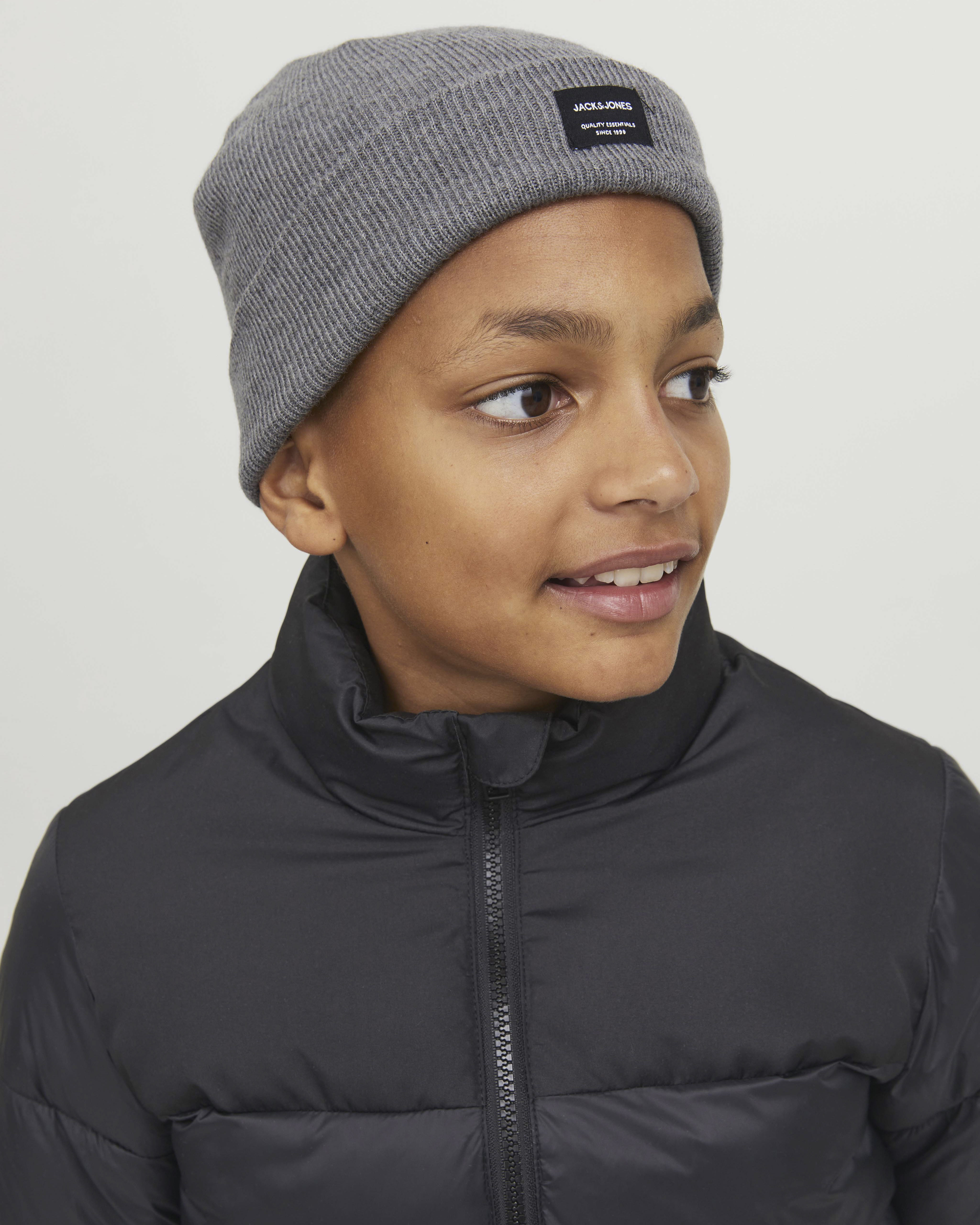 Berretto Jack & Jones grigio in maglia a costine image