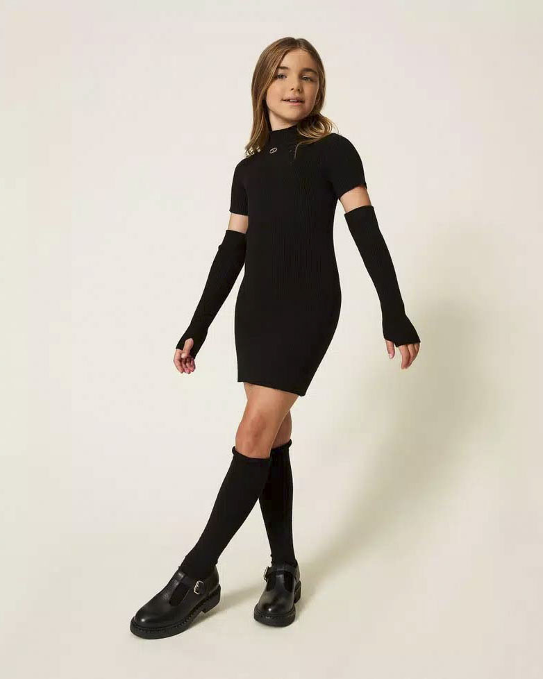 Abito tubino con manicotti Twinset nero a costine