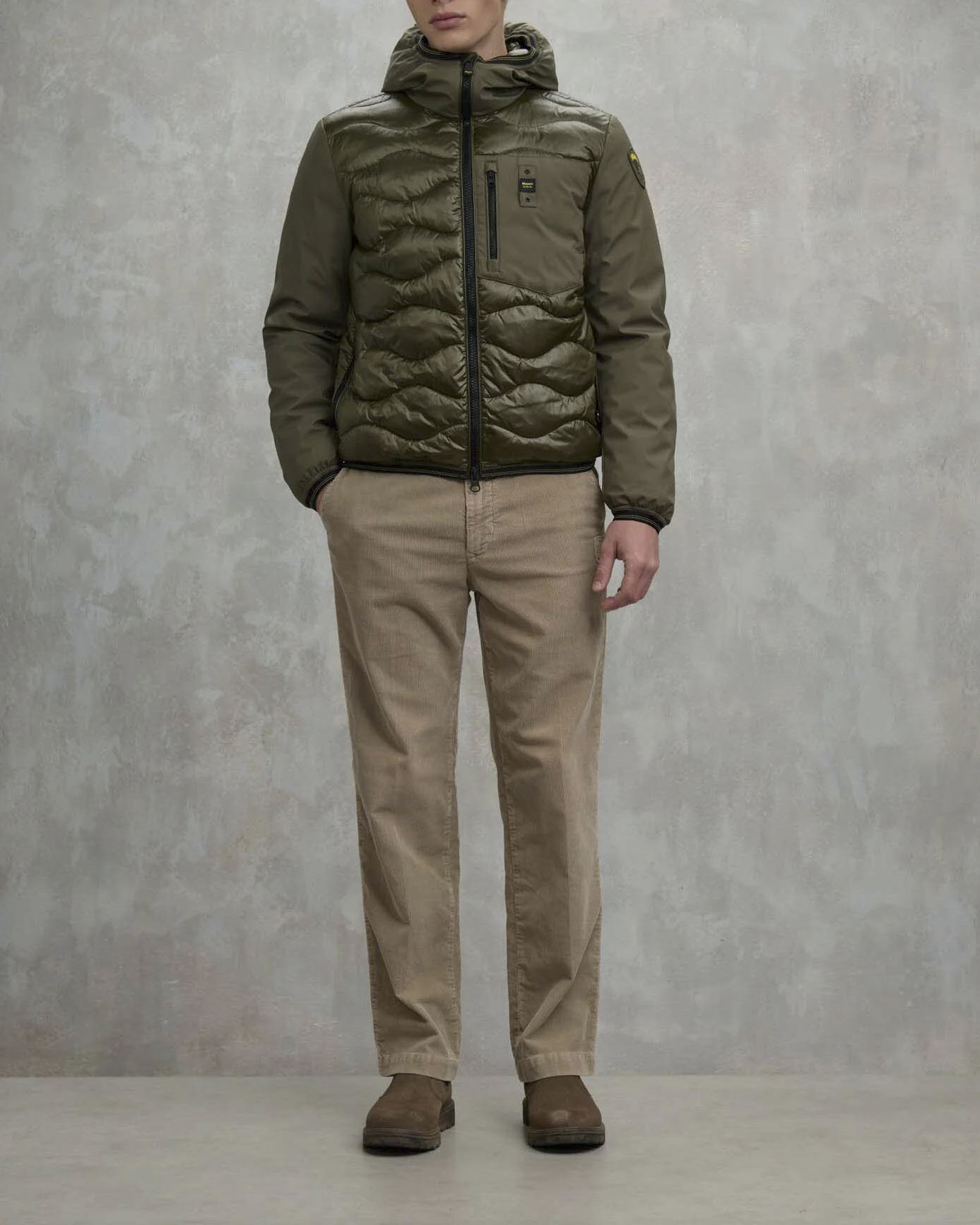 Piumino Albert Blauer bi-tessuto verde militare con cappuccio fisso e trapuntatura ad onde