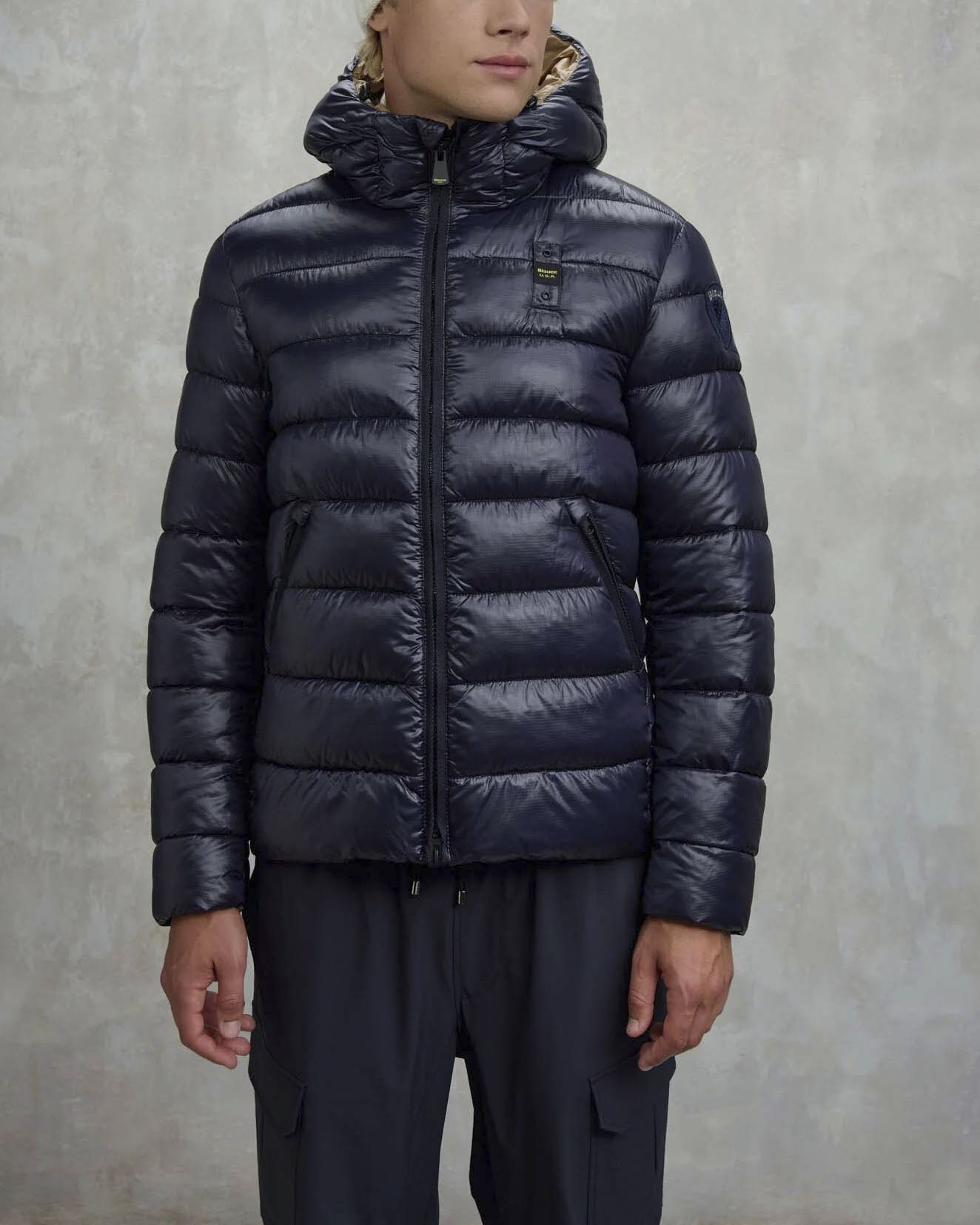 Piumino Adams Blauer blu con cappuccio e imbottito in ovatta Sorona® Aura image