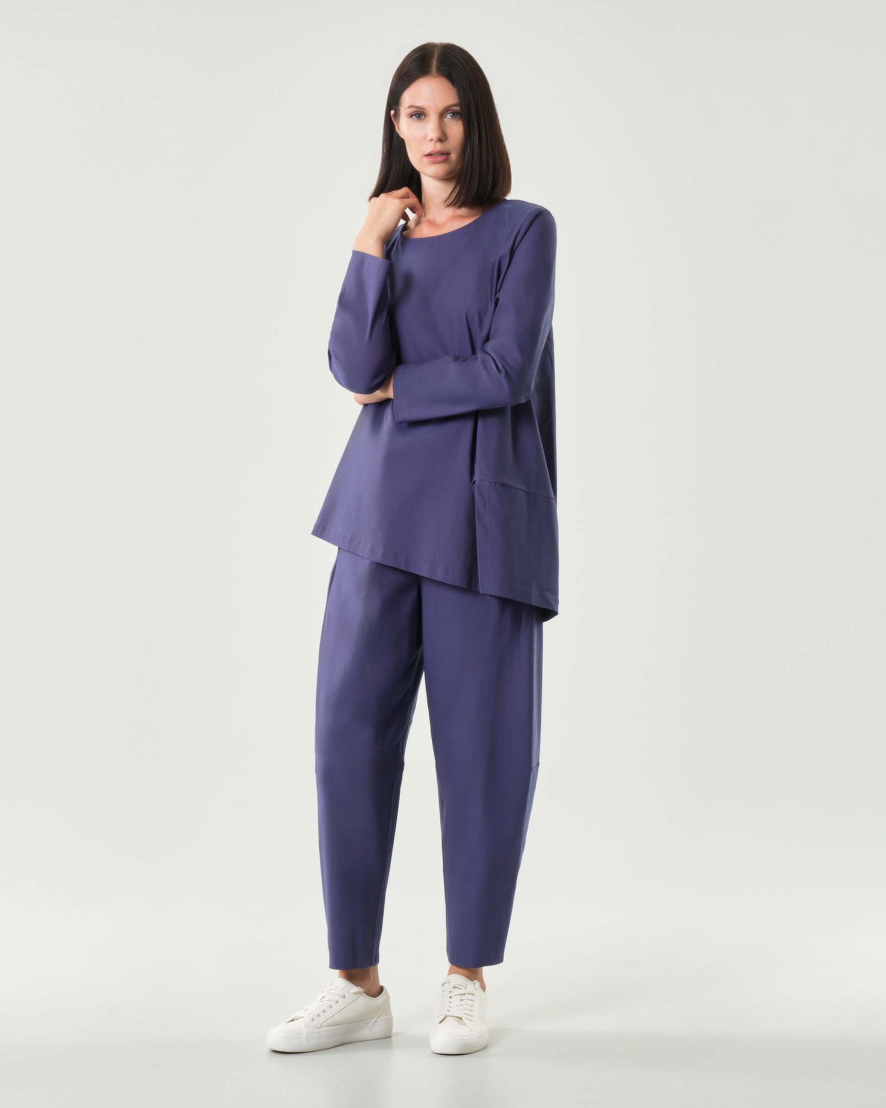 Pantaloni a pallocino viola in bangalina di misto viscosa stretch con elastico inserito in vita