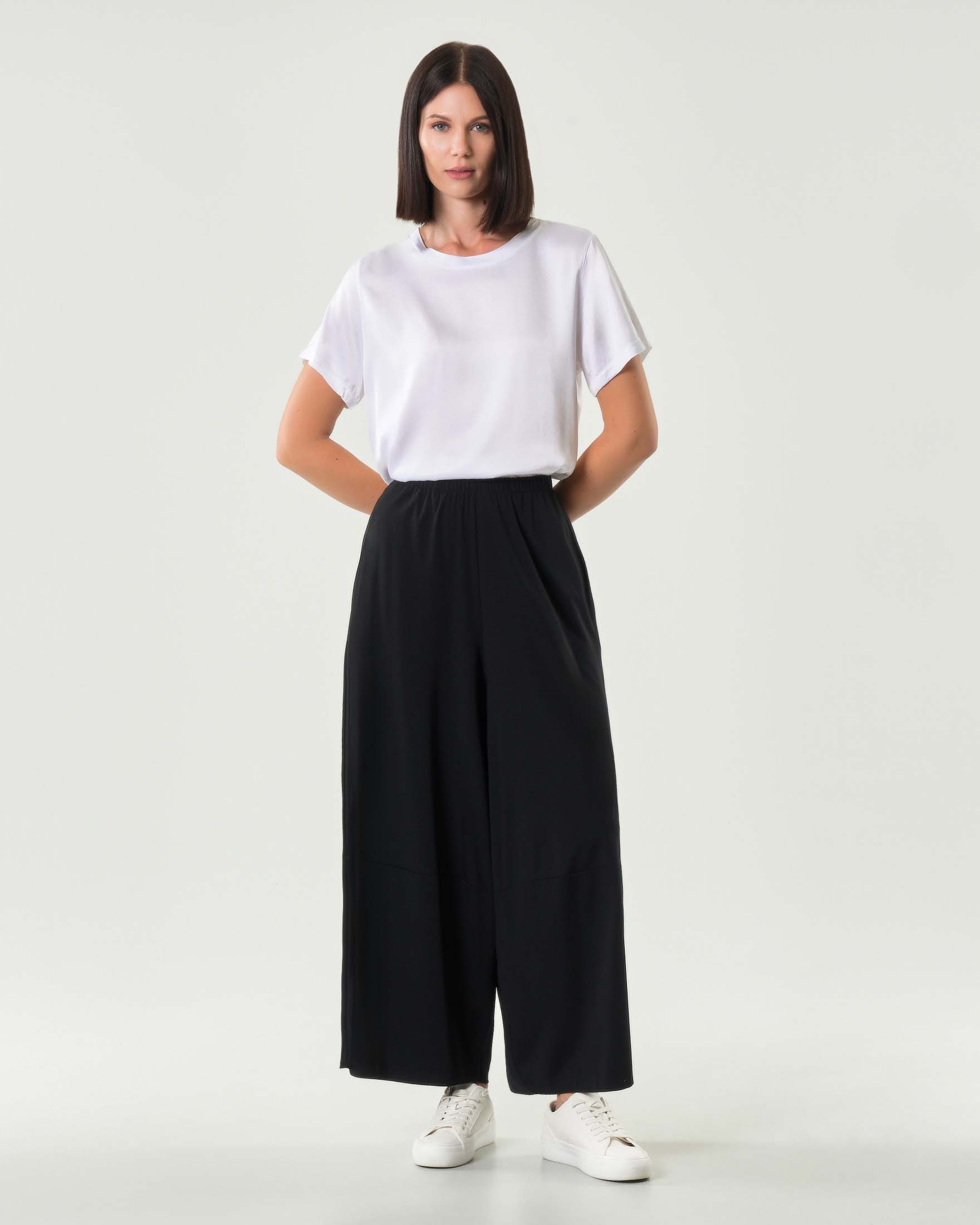 Pantaloni ampi neri Jurerê in misto viscosa punto Milano con elastico inserito in vita