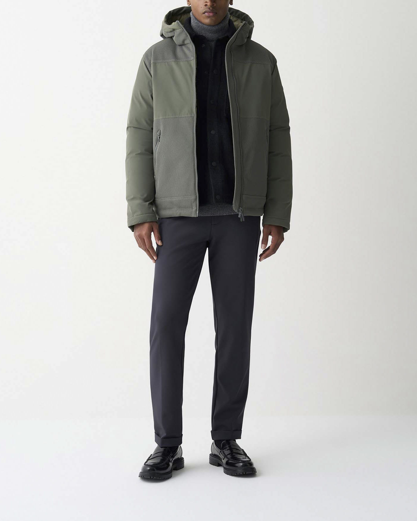 Giubbino Colmar Originals verde militare bi-tessuto con cappuccio e inserti su spalle e tasche in tecno maglia