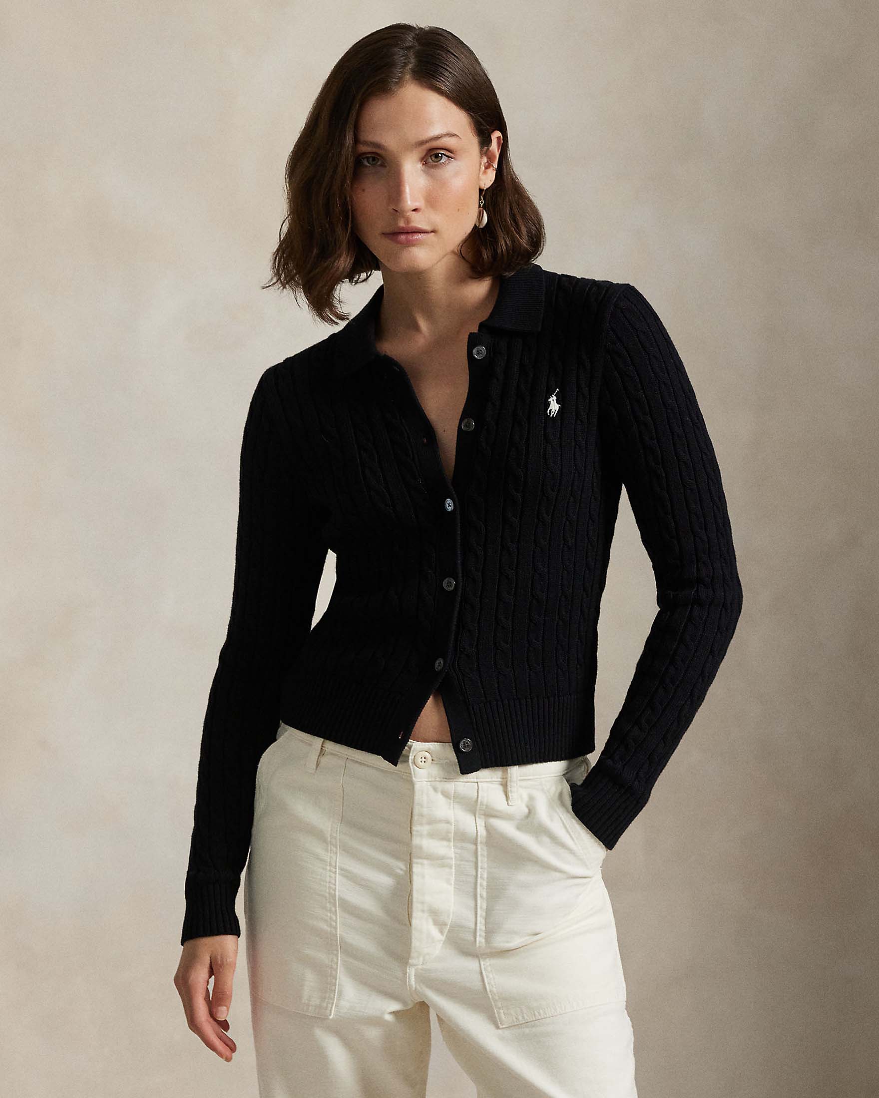 Maglia nera in cotone a trecce Polo Ralph Lauren con colletto a camicia e chiusura a bottoni