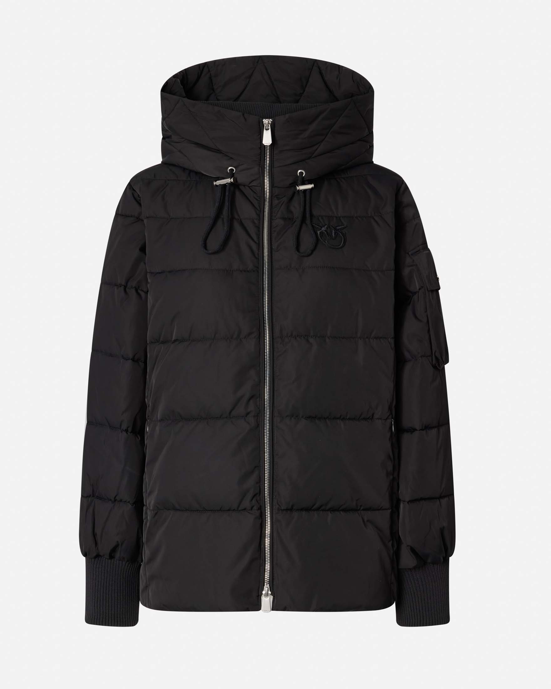 Piumino nero Pinko dalla linea a campana in tela tecnica con cappuccio e logo applicato sul petto