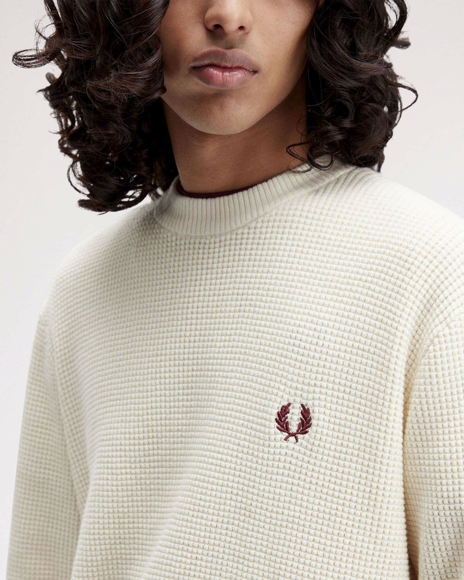 Maglia girocollo Fred Perry color panna in puro cotone punto waffle image