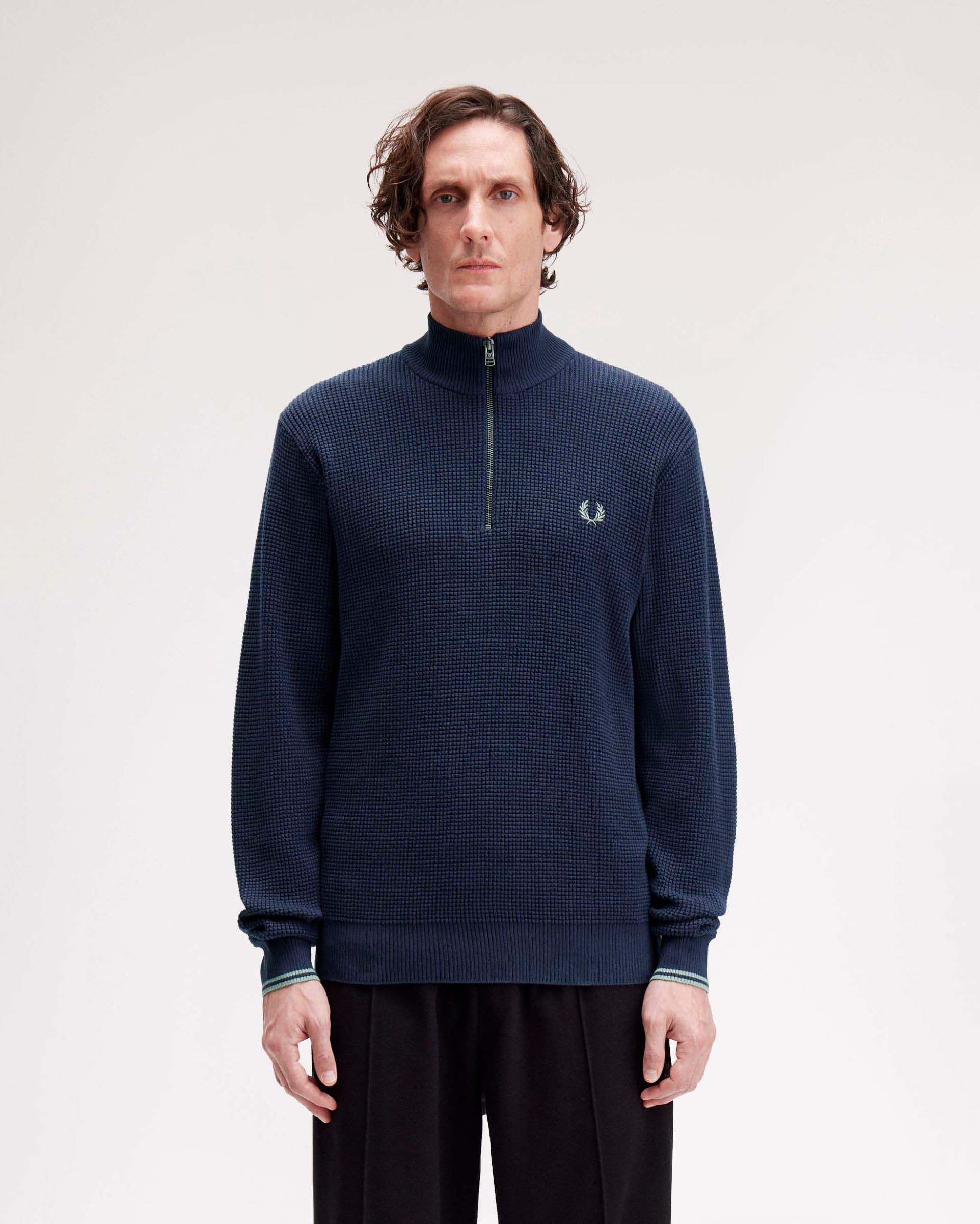 Fred Perry — Maglia Fred Perry blu indaco in puro cotone punto waffle con apertura a mezza zip