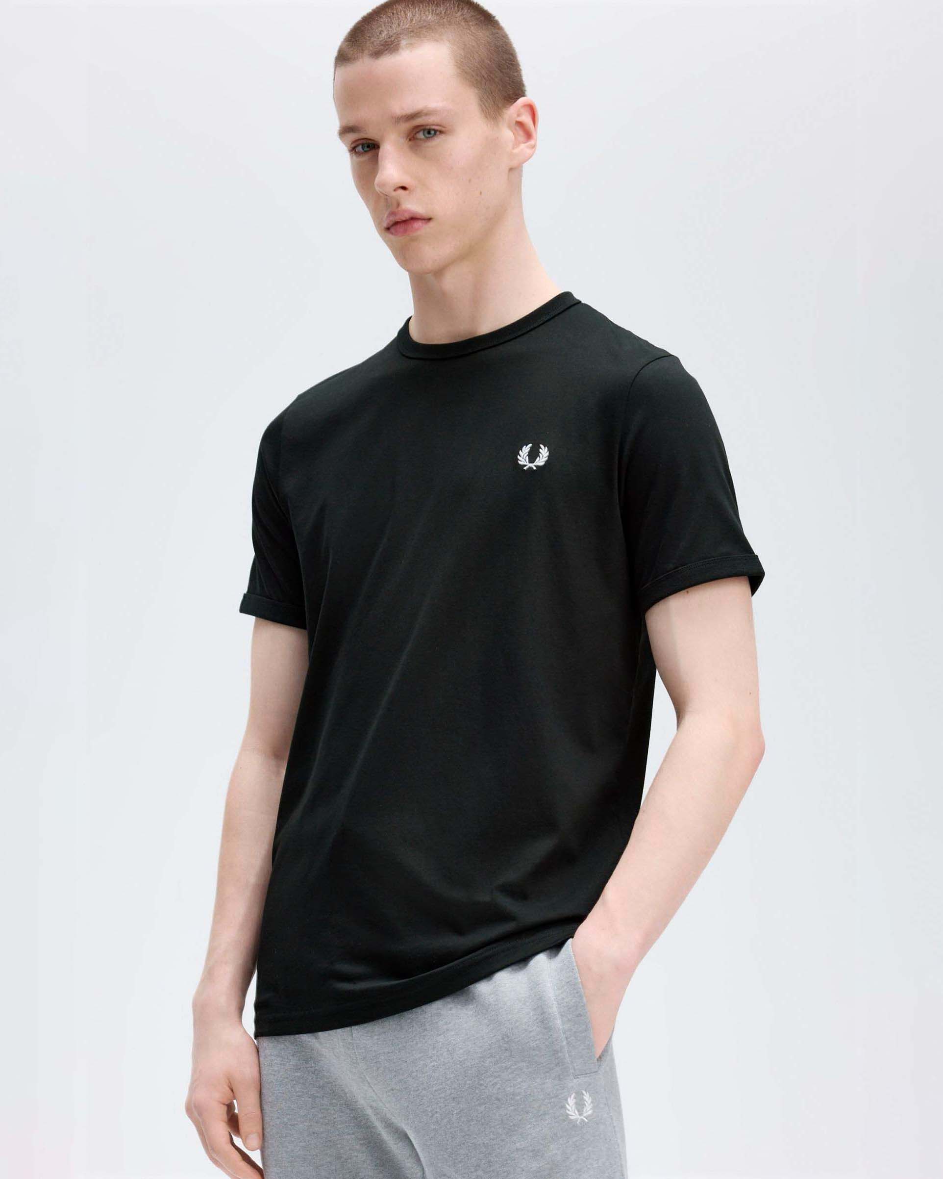 T-shirt mezza manica Fred Perry nera tinta unita Pellizzari