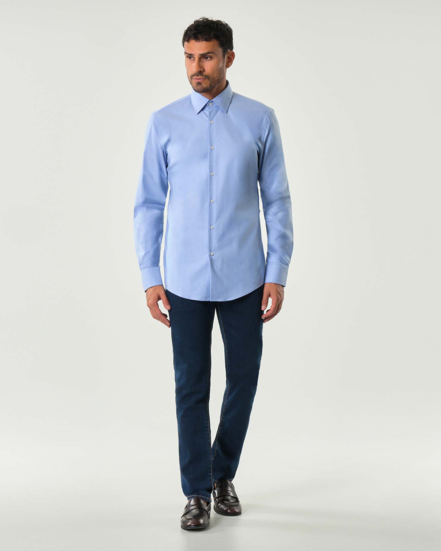 Camicia Hank azzurra slim-fit in twill di cotone stretch con colletto Kent
