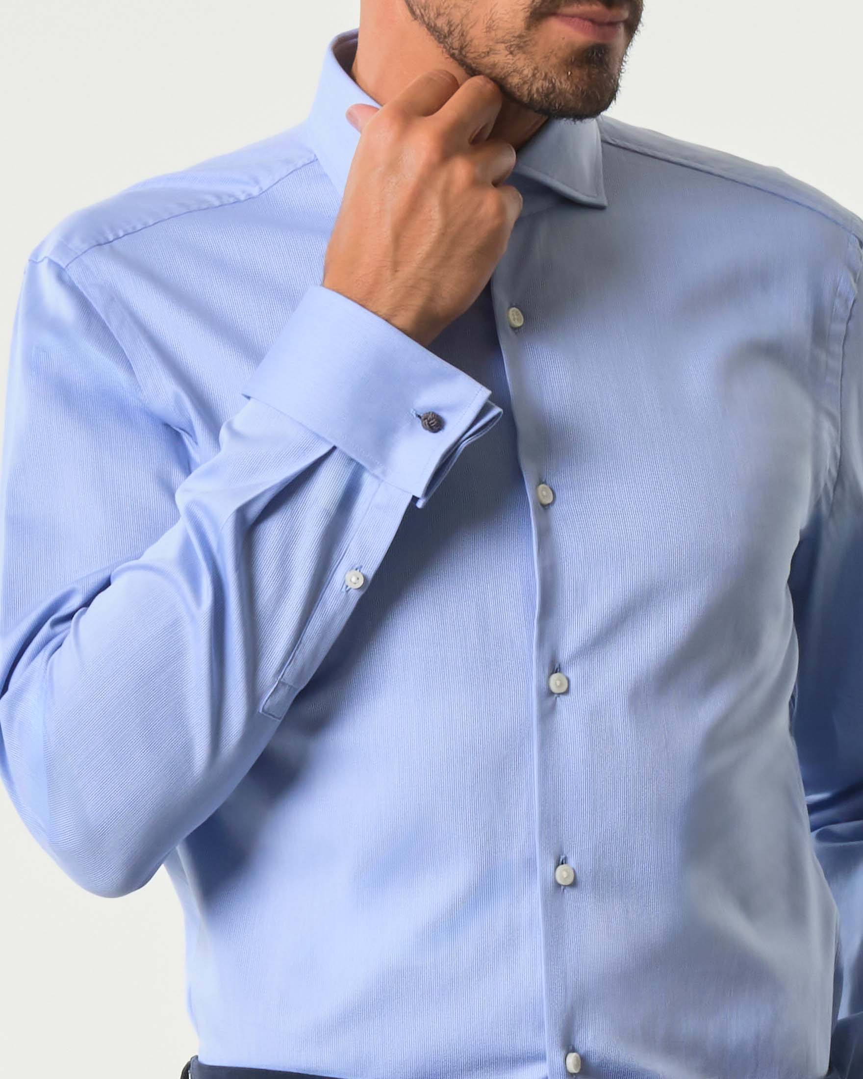 Camicia Spread Boss azzurra in micro piquè di cotone stretch con colletto aperto alla francese e polso doppio image