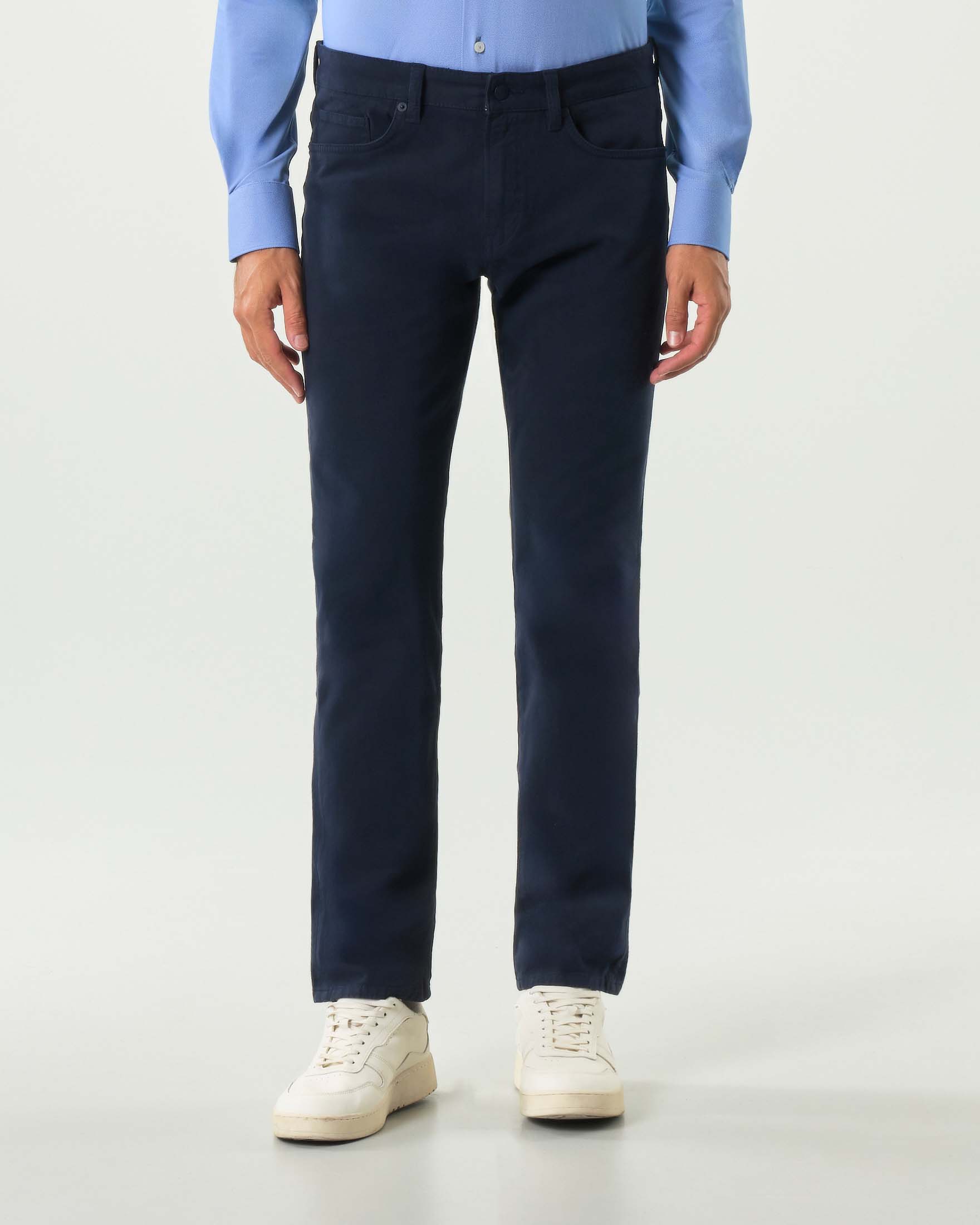 Pantalone Boss cinque tasche Delaware blu in gabardina di cotone stretch image