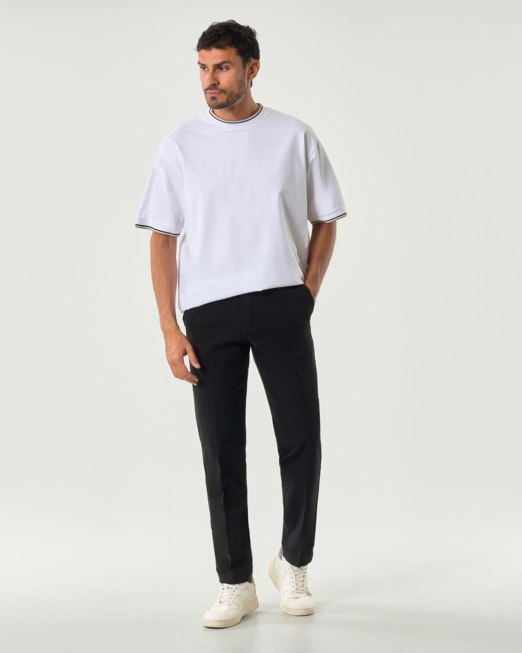 T-shirt mezza manica relaxed-fit Boss bianca con bordino in contrasto image