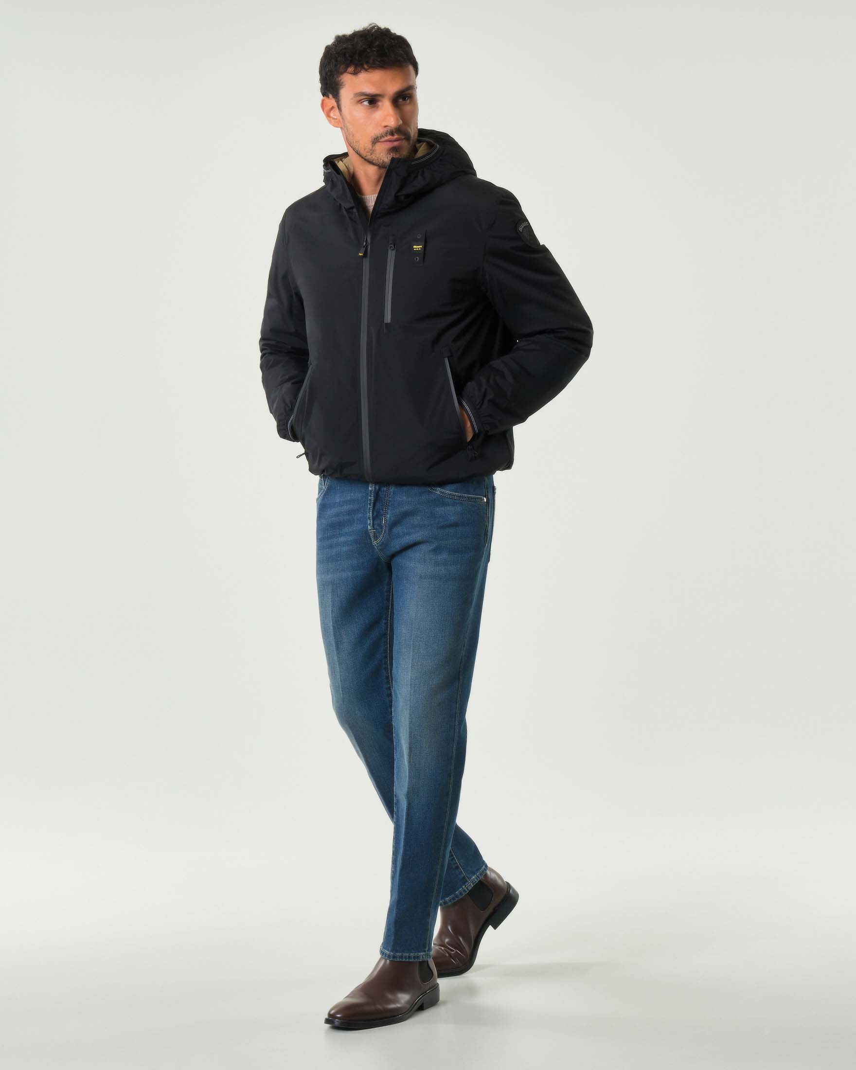 Jeans Jacob Cohen Scott carrot-fit in cotone stretch lavaggio medio stone washed con baffature