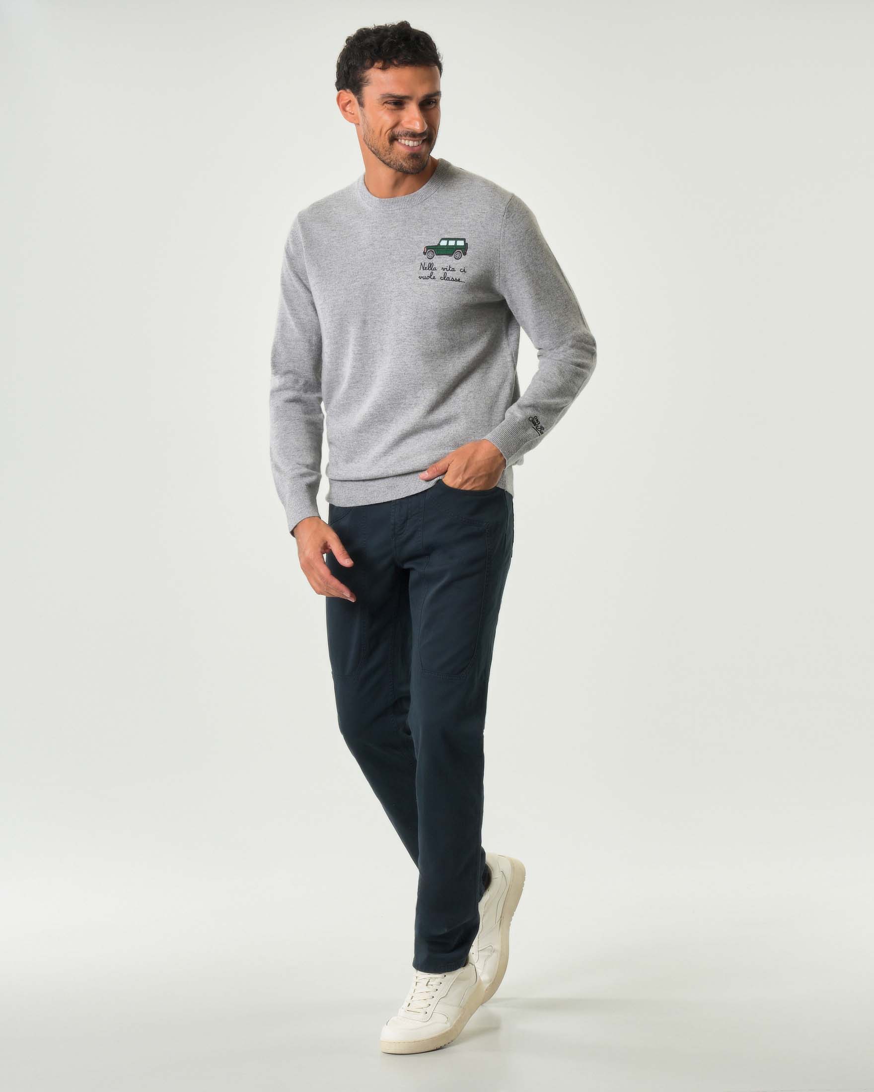 Pantalone cinque tasche Jeckerson blu modello John in gabardina di cotone stretch con toppa