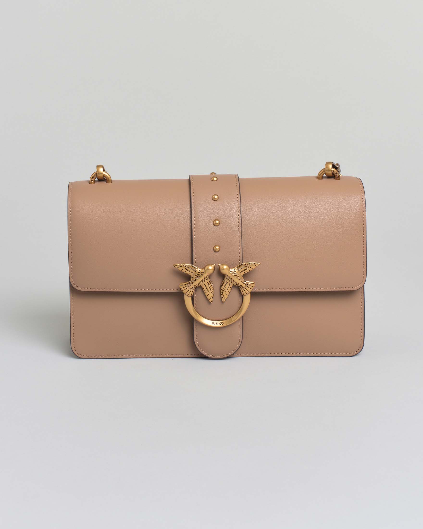 Classic Love Bag One color cammello in pelle liscia con fibbia Love Birds dorata e tracolla a catena rimovibile