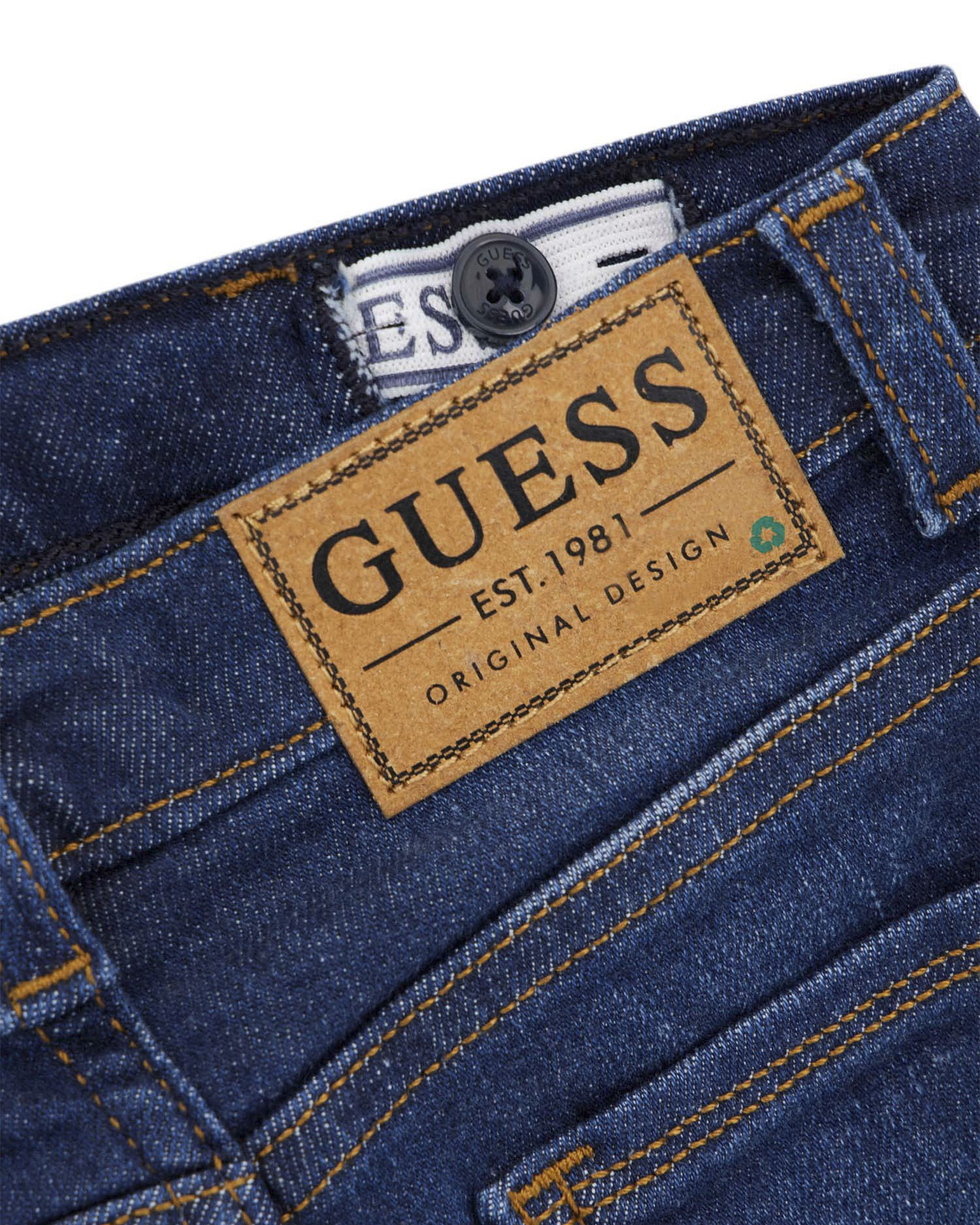 Jeans Guess regular fit in cotone stretch lavaggio scuro stone washed image