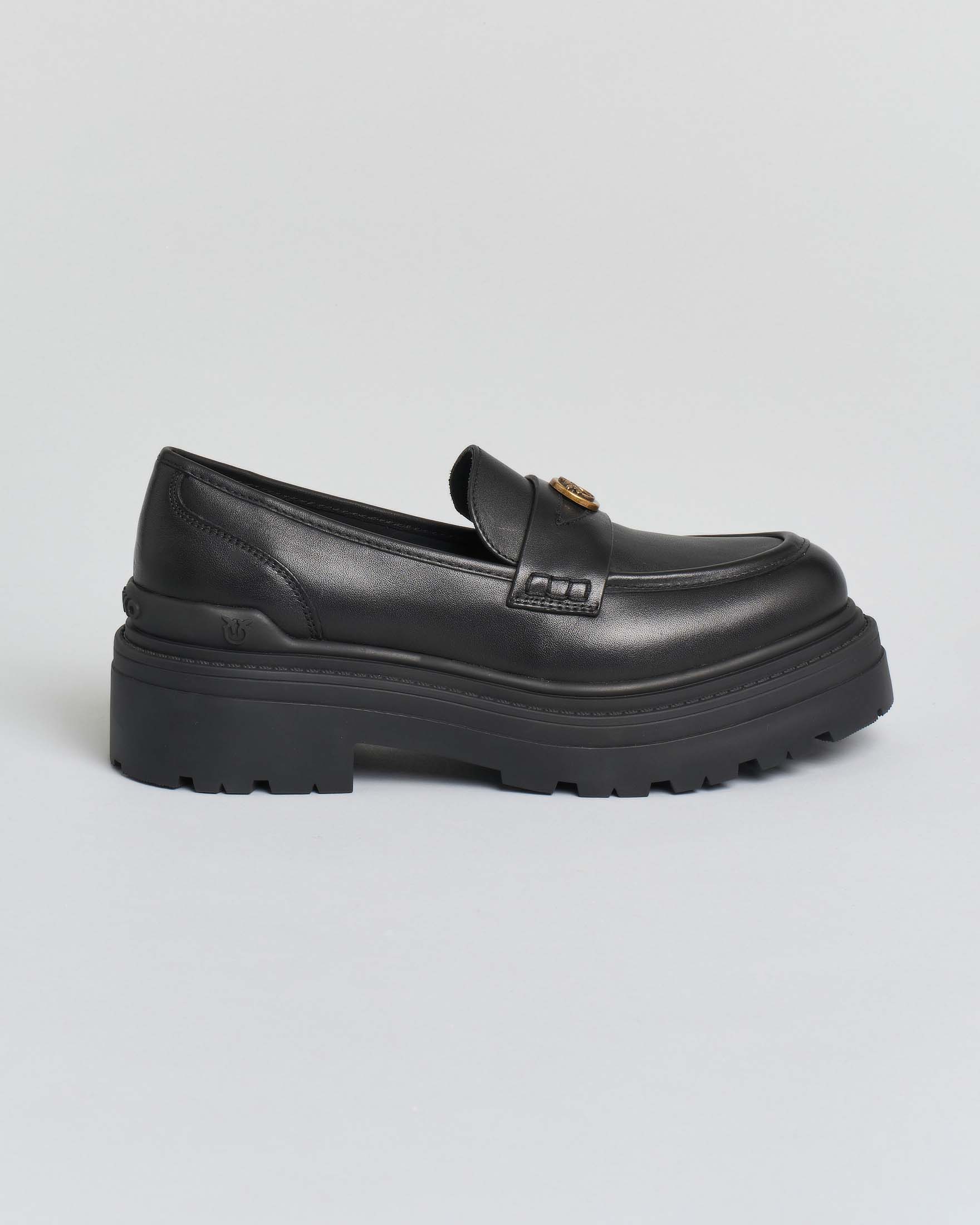 Mocassino Mia nero con suola chuncky e placca con logo Love Birds