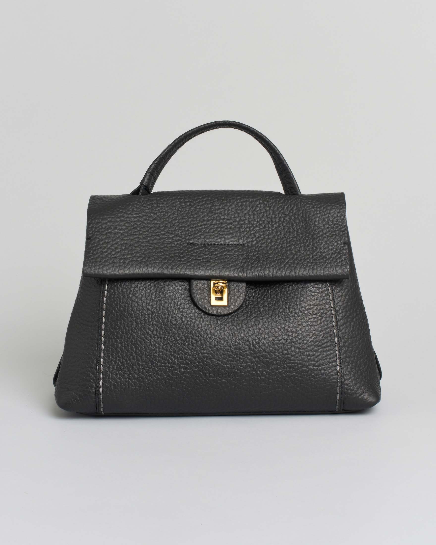 Postina Visonà nera misura media in pelle martellata con chiusura a girello e tracolla più lunga