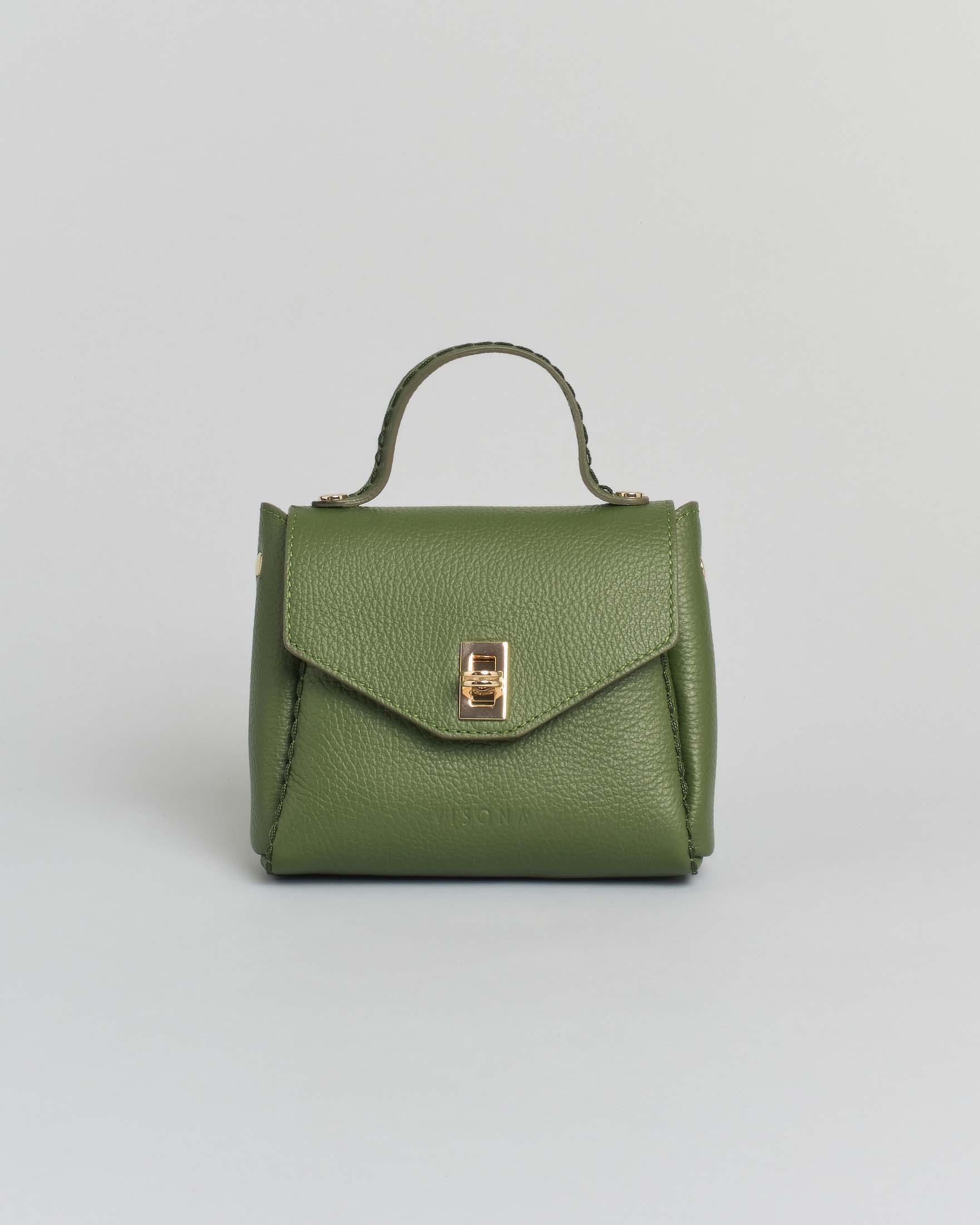 Mini bag Visonà verde in pelle martellata con impunture e patta di chiusura