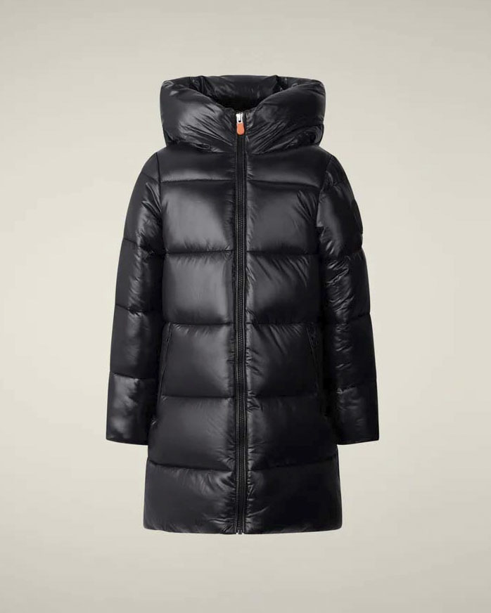 Piumino lungo Save the duck nero modello Millie in tessuto lucido con cappuccio
